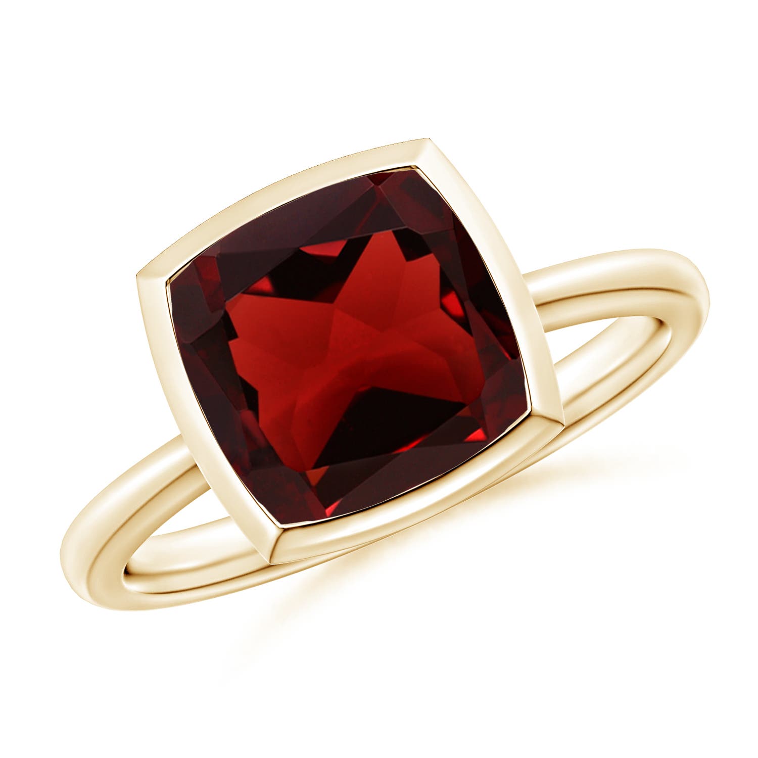 AAA - Garnet / 3.6 CT / 14 KT Yellow Gold