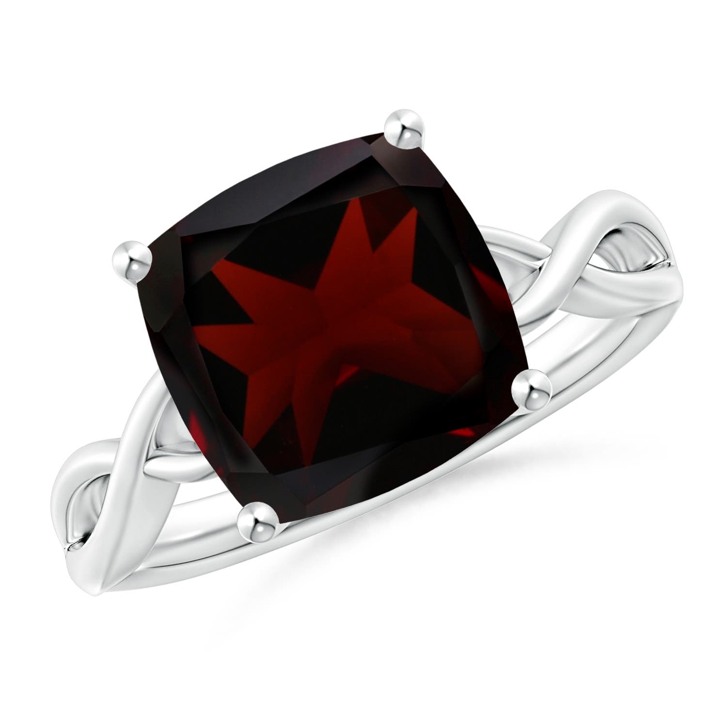 A - Garnet / 4.2 CT / 14 KT White Gold