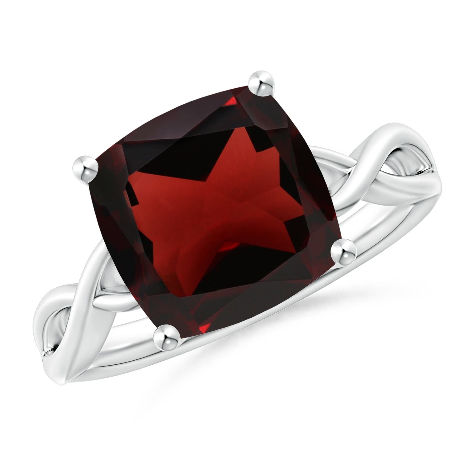 AA - Garnet / 4.2 CT / 14 KT White Gold