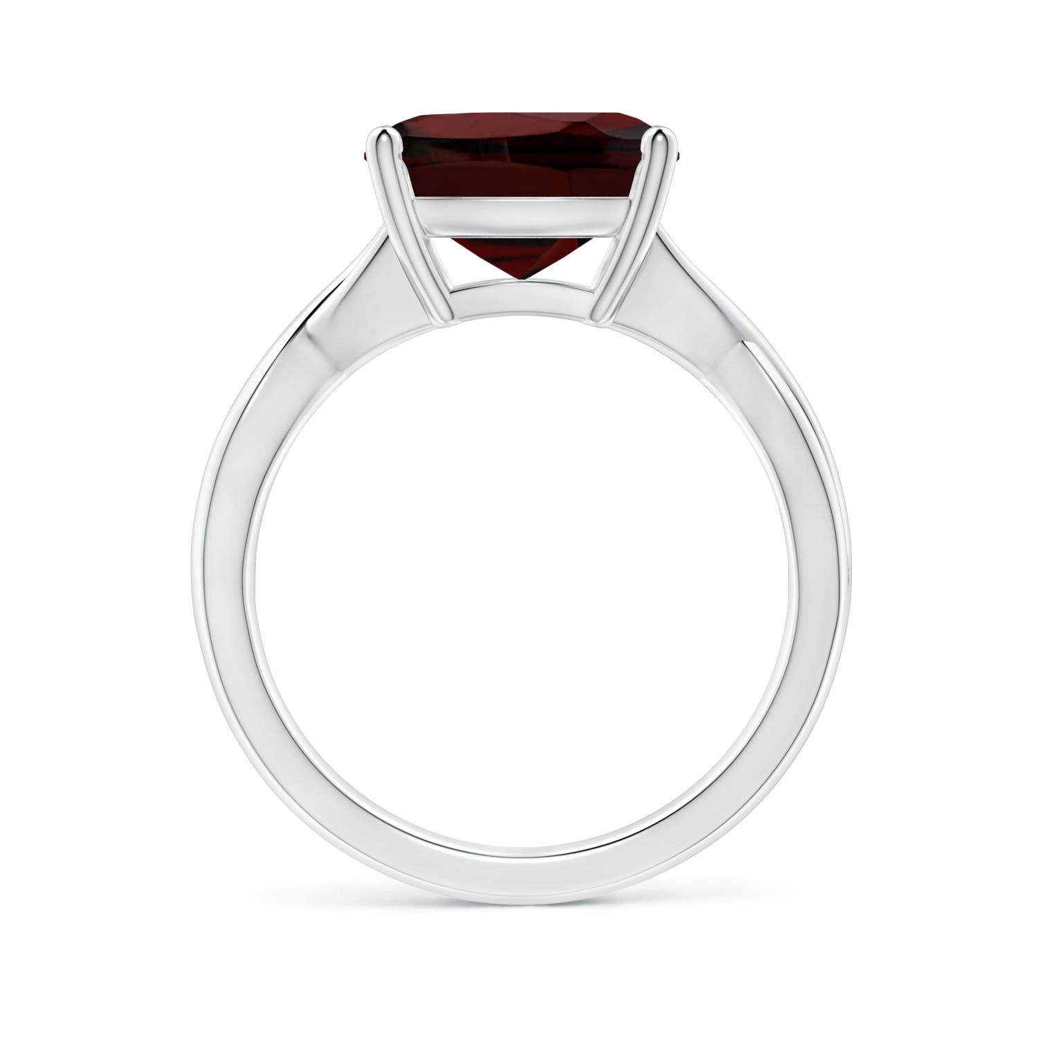 AA - Garnet / 4.2 CT / 14 KT White Gold