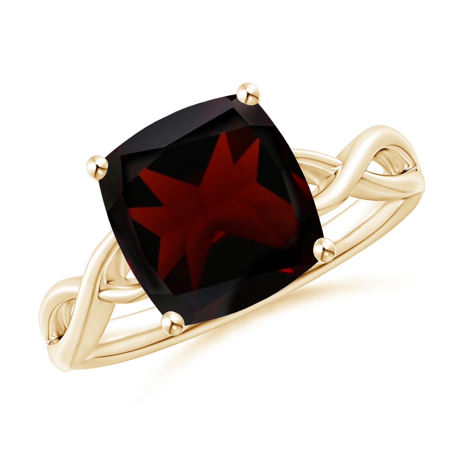 A - Garnet / 3.6 CT / 14 KT Yellow Gold