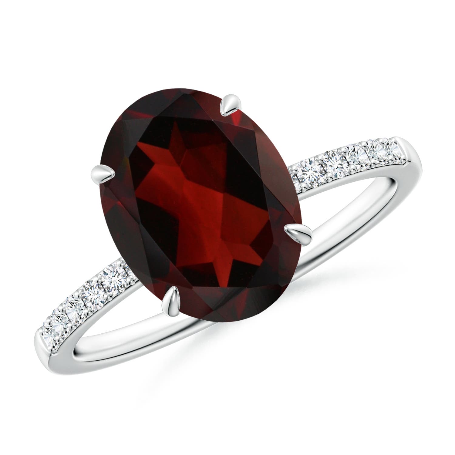 AA - Garnet / 4.37 CT / 14 KT White Gold