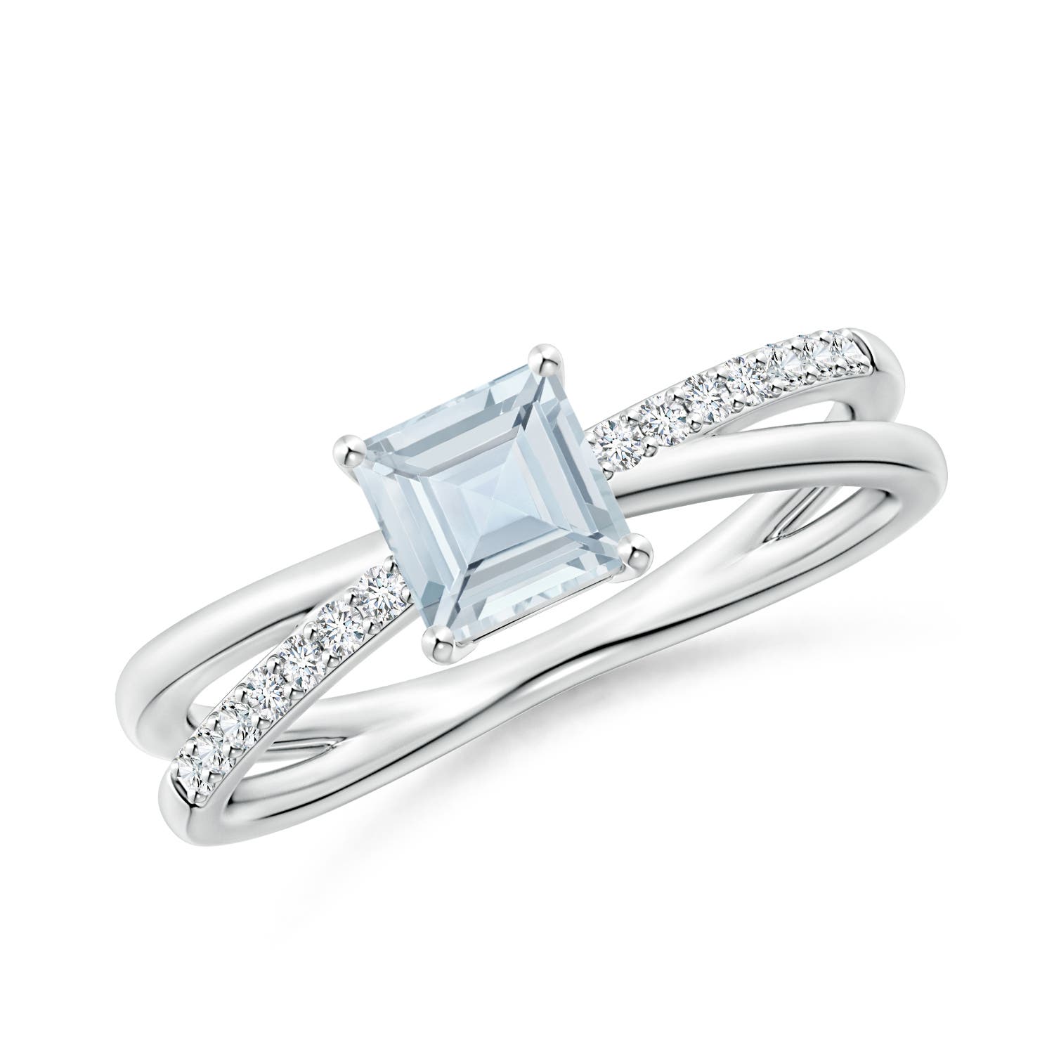 A - Aquamarine / 0.72 CT / 14 KT White Gold