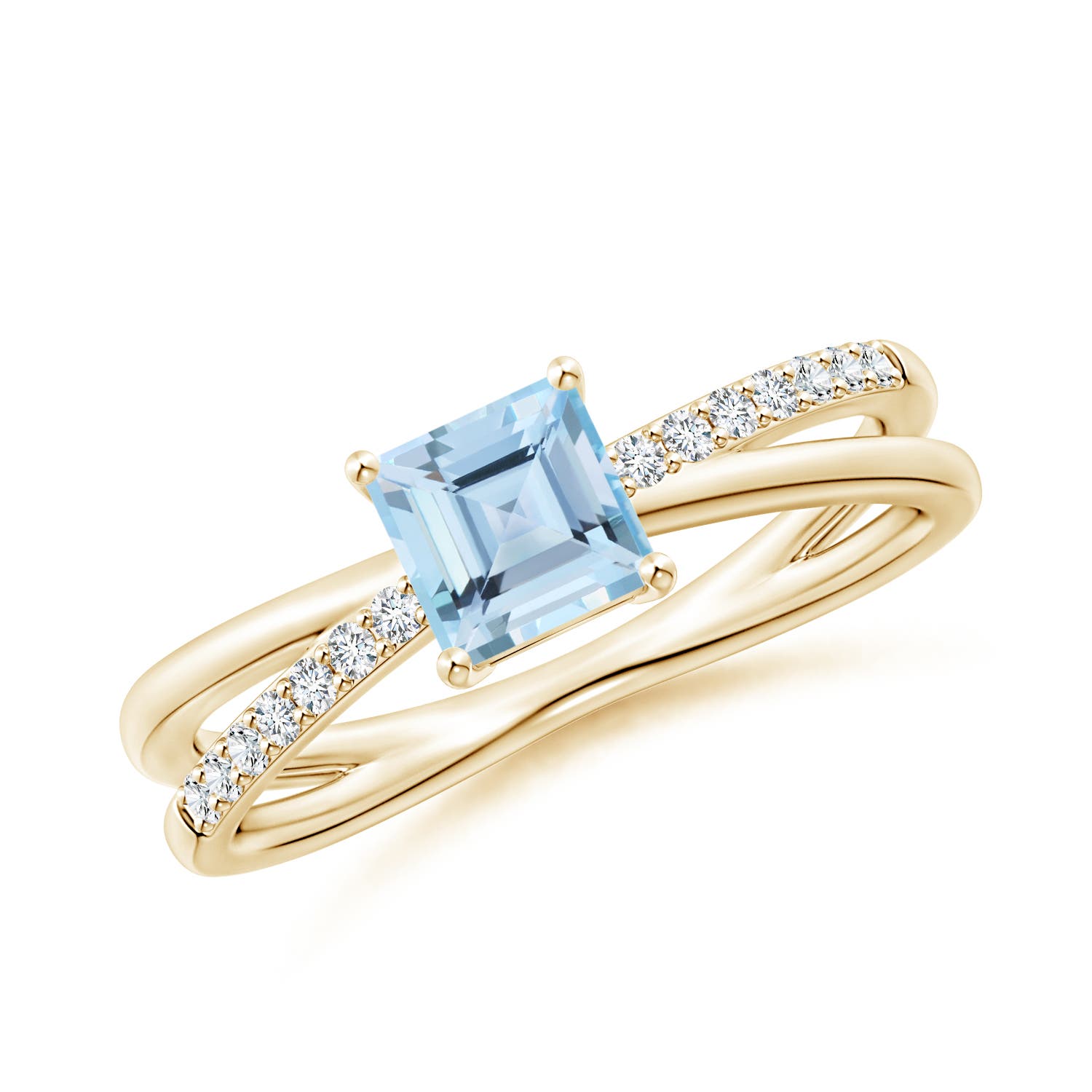 AAA - Aquamarine / 0.72 CT / 14 KT Yellow Gold