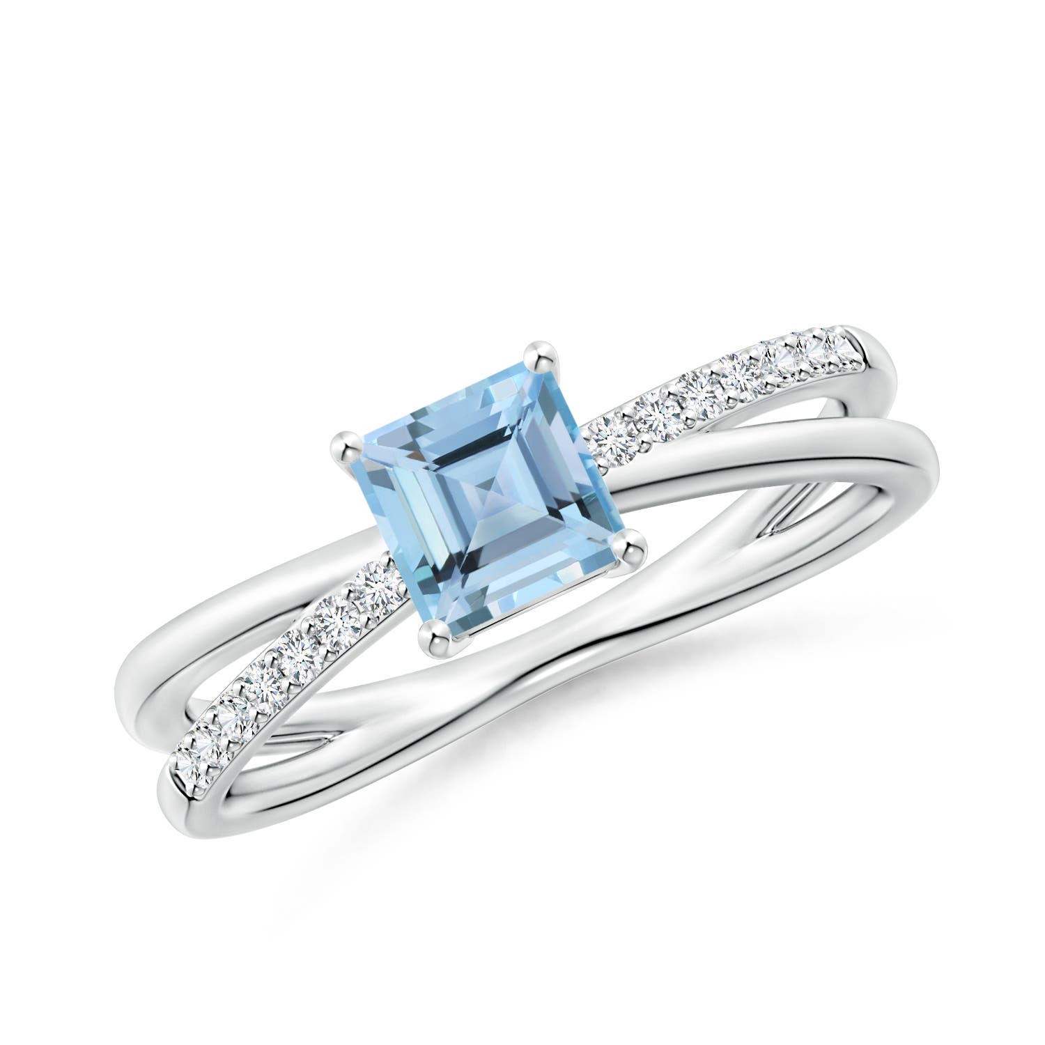 AAAA - Aquamarine / 0.72 CT / 14 KT White Gold