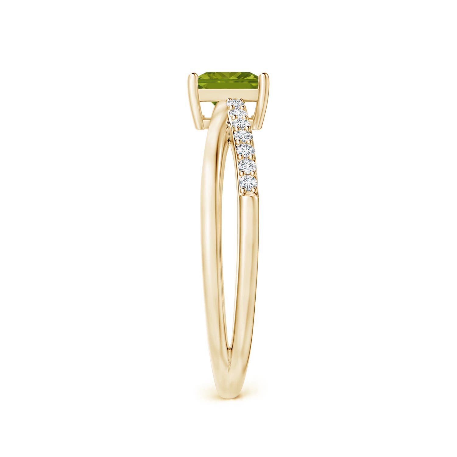 AAA - Peridot / 0.82 CT / 14 KT Yellow Gold