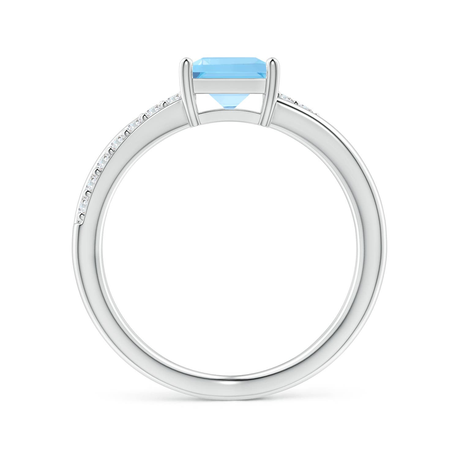 A - Swiss Blue Topaz / 1.55 CT / 14 KT White Gold