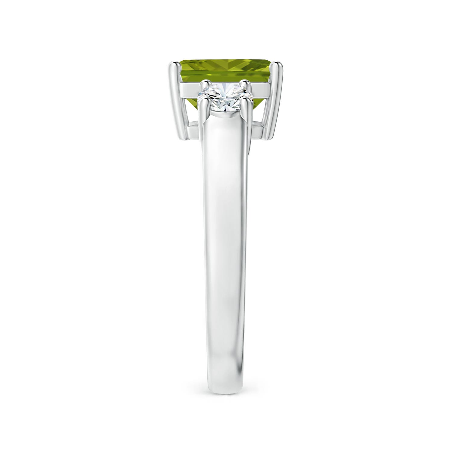 AAA - Peridot / 2.46 CT / 14 KT White Gold