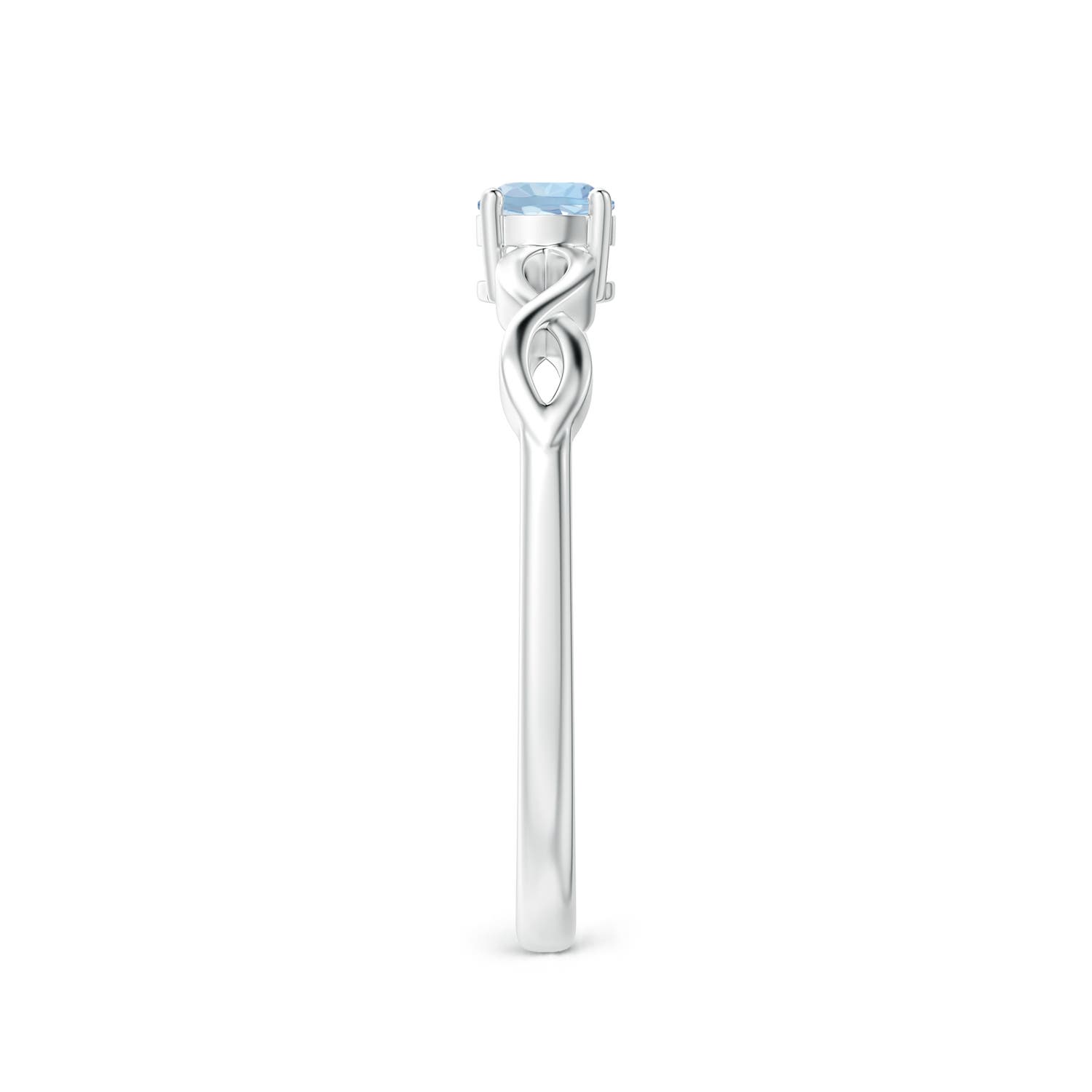 AA - Aquamarine / 0.2 CT / 14 KT White Gold