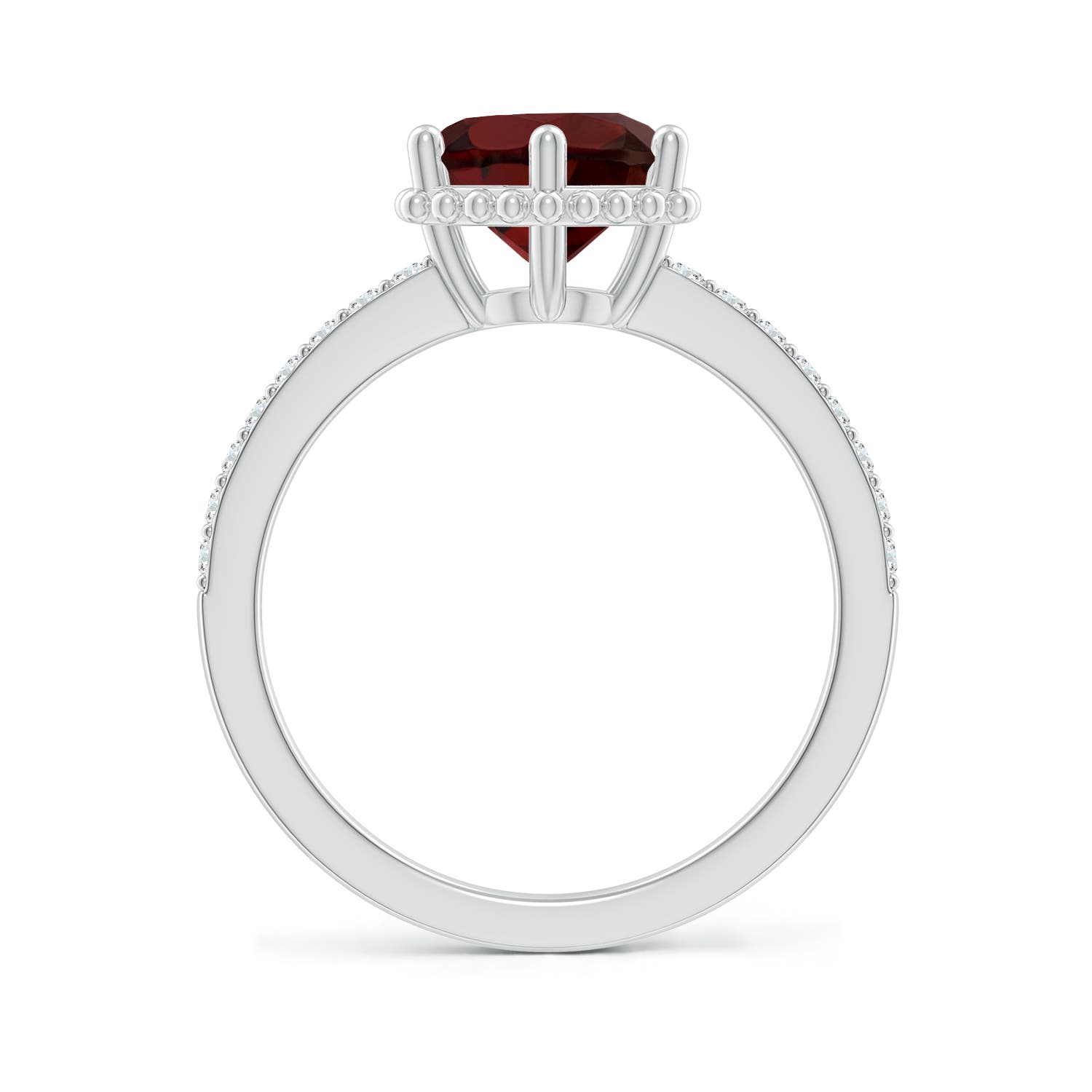 AA - Garnet / 2.39 CT / 14 KT White Gold