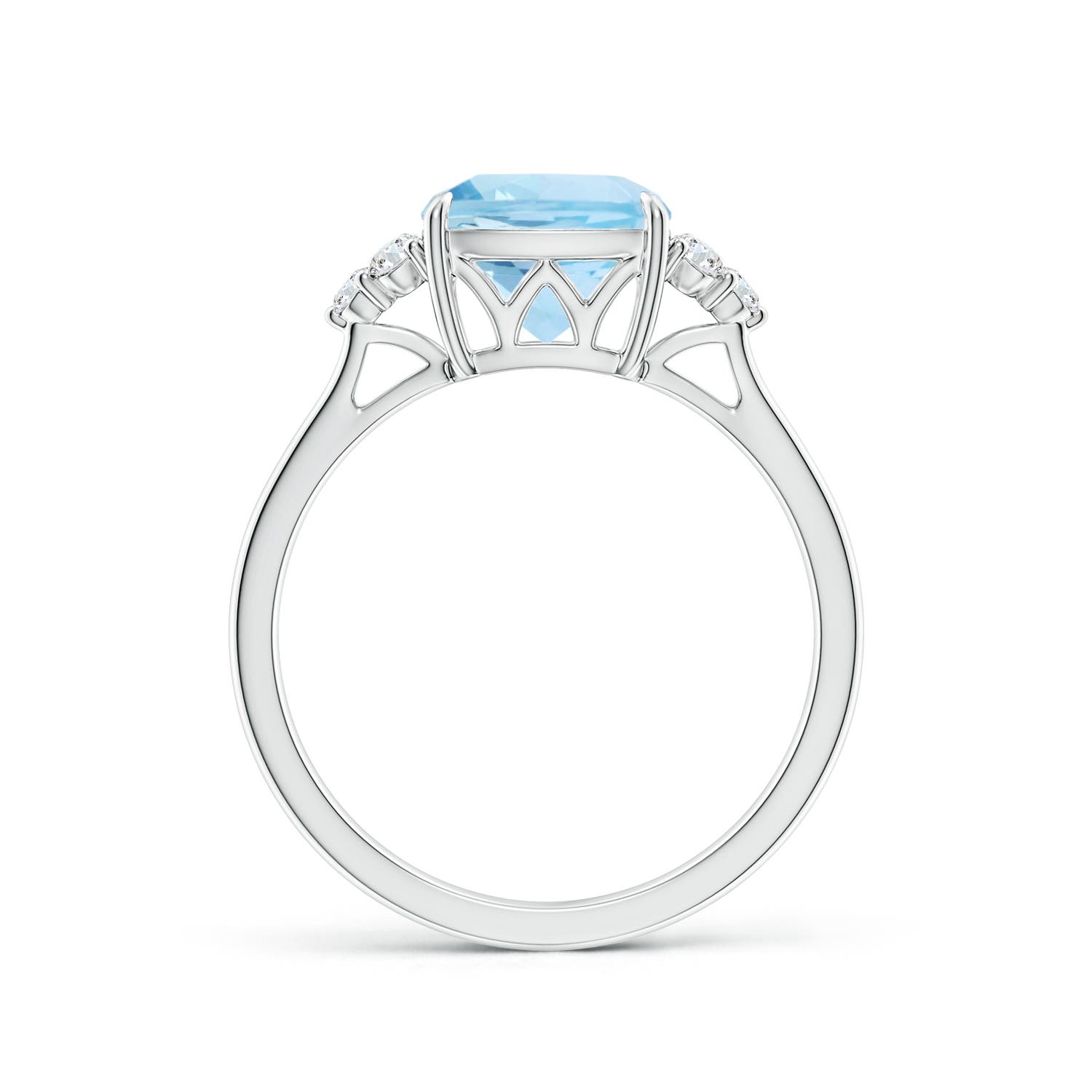 AAA - Aquamarine / 2.16 CT / 14 KT White Gold