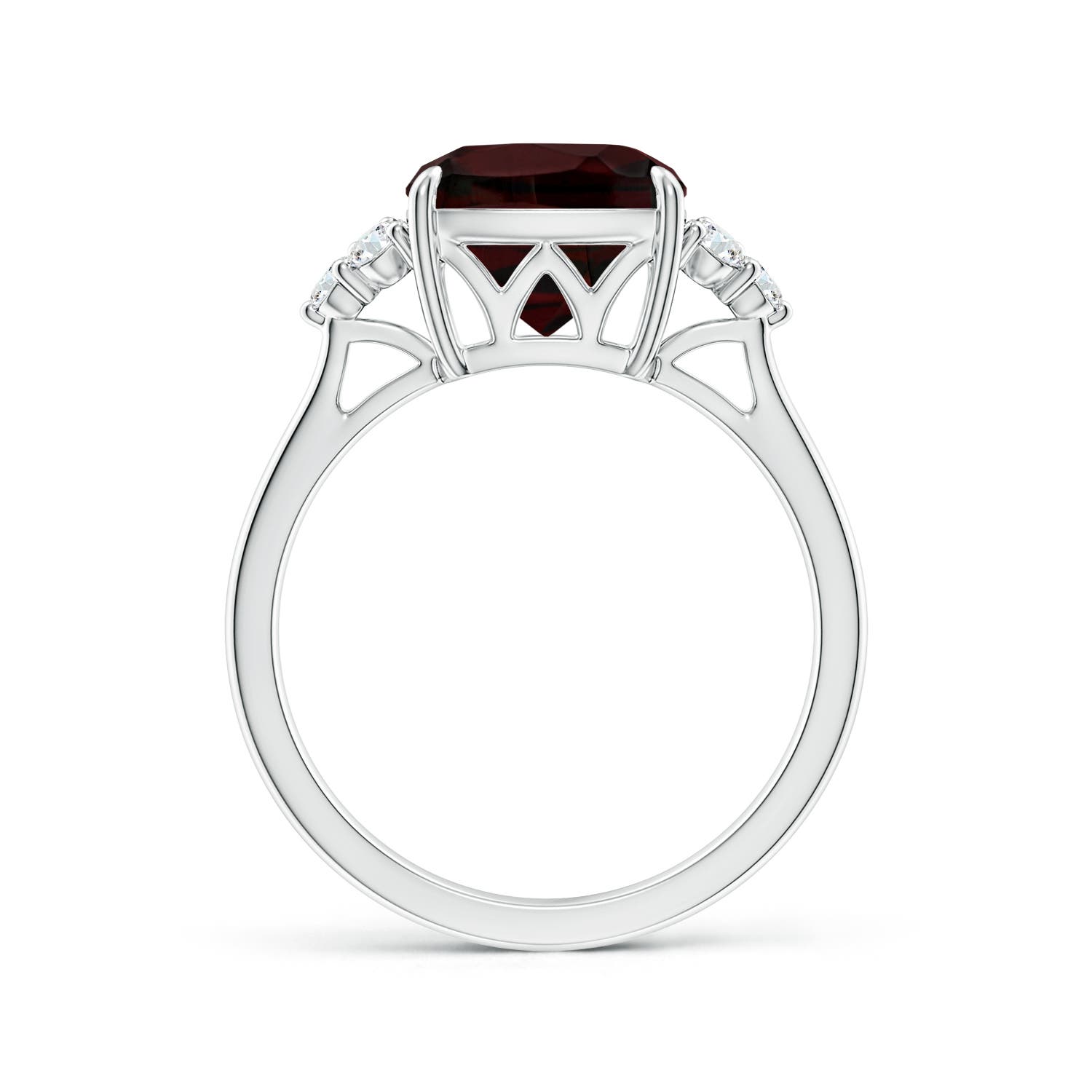 A - Garnet / 3.86 CT / 14 KT White Gold