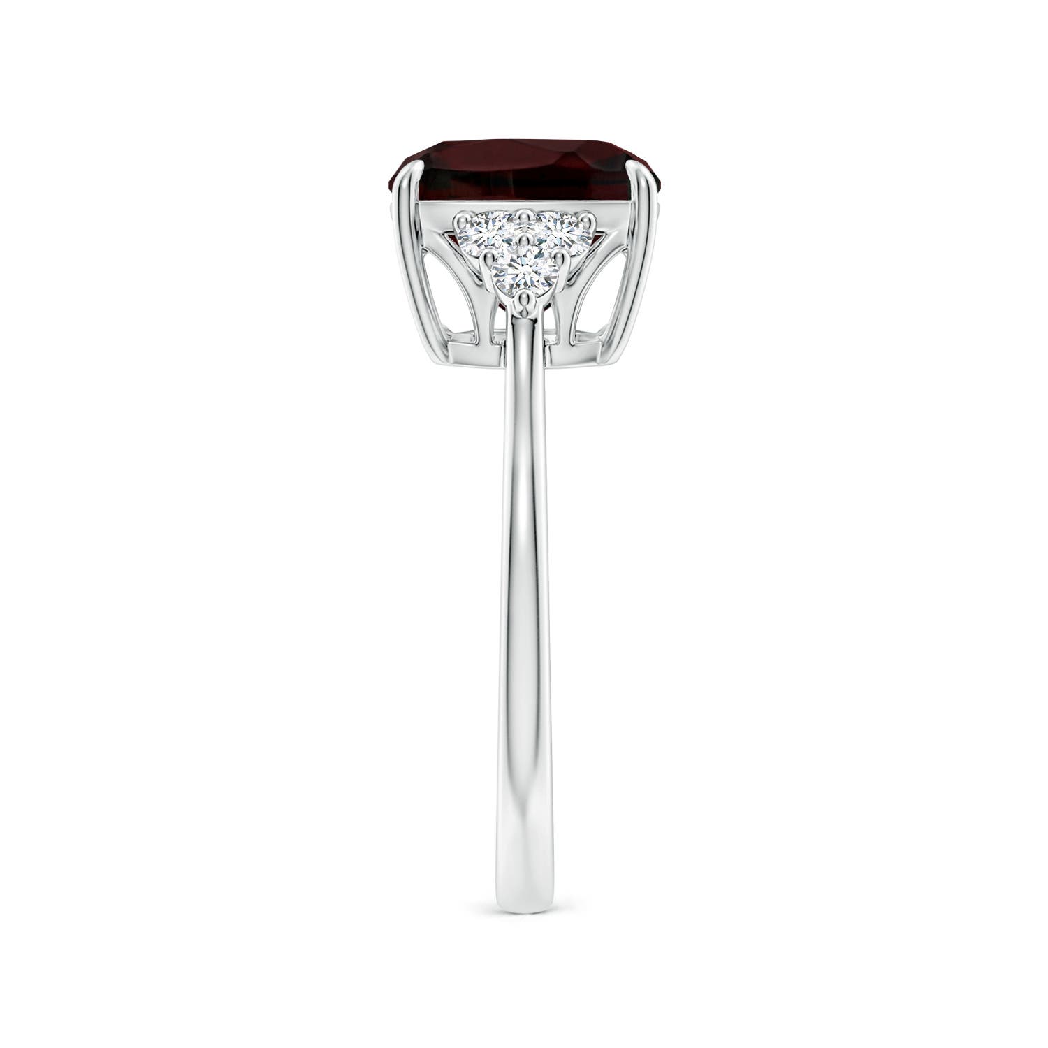 A - Garnet / 3.86 CT / 14 KT White Gold