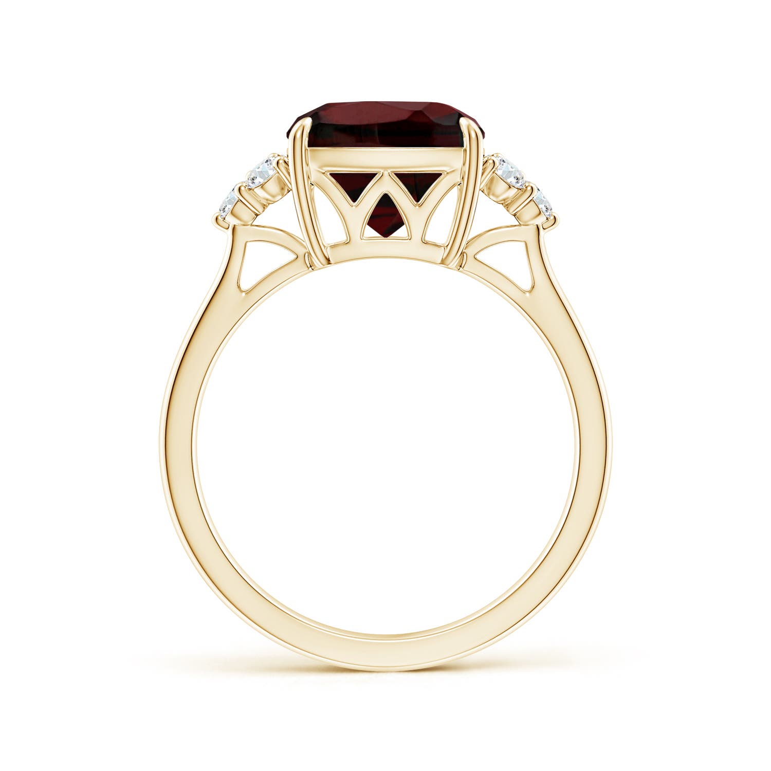 AA - Garnet / 3.86 CT / 14 KT Yellow Gold