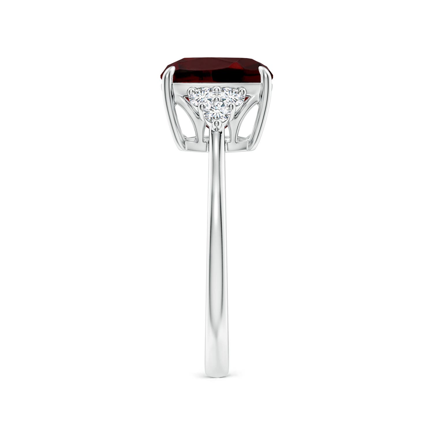 AAA - Garnet / 3.86 CT / 14 KT White Gold