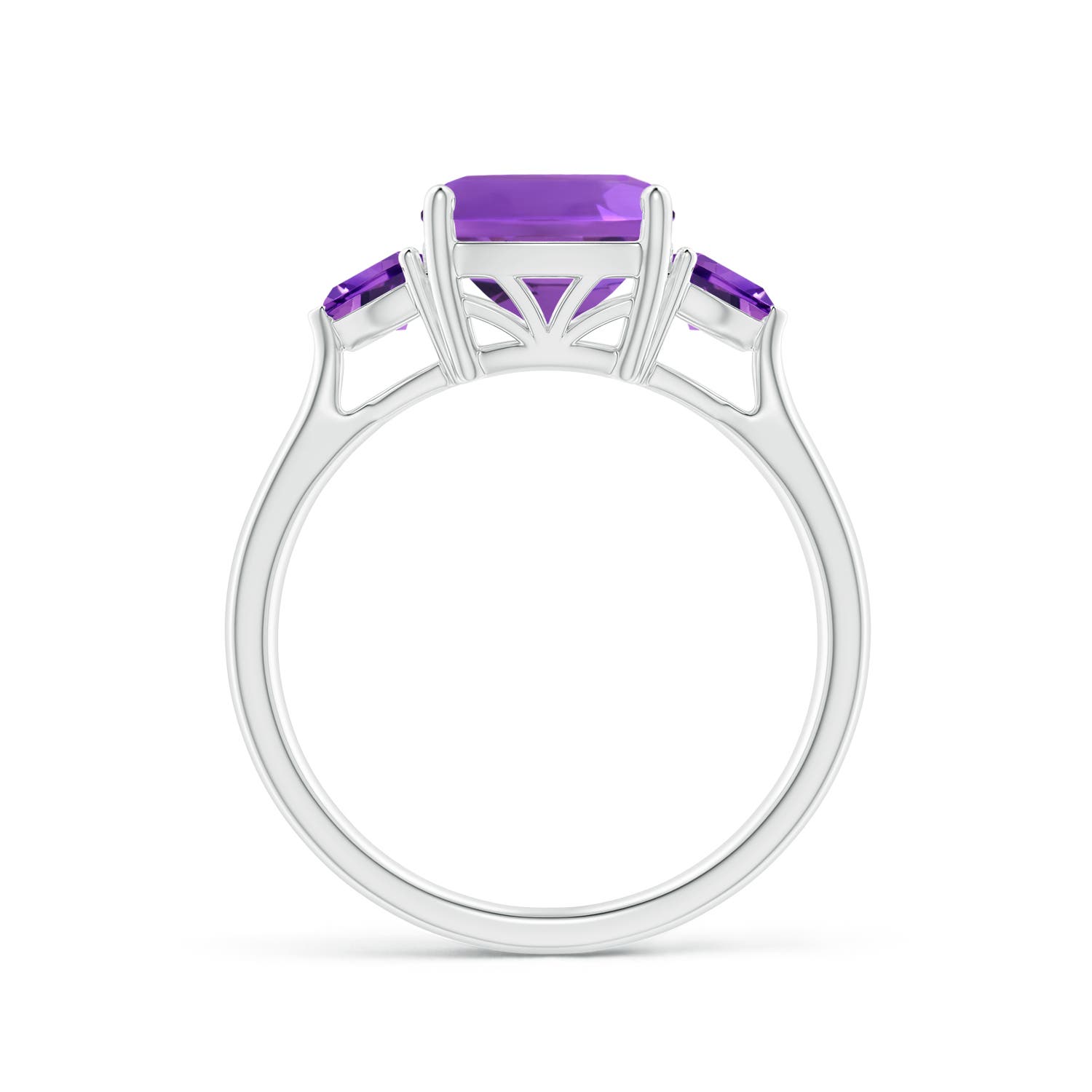 AAA - Amethyst / 2.6 CT / 14 KT White Gold