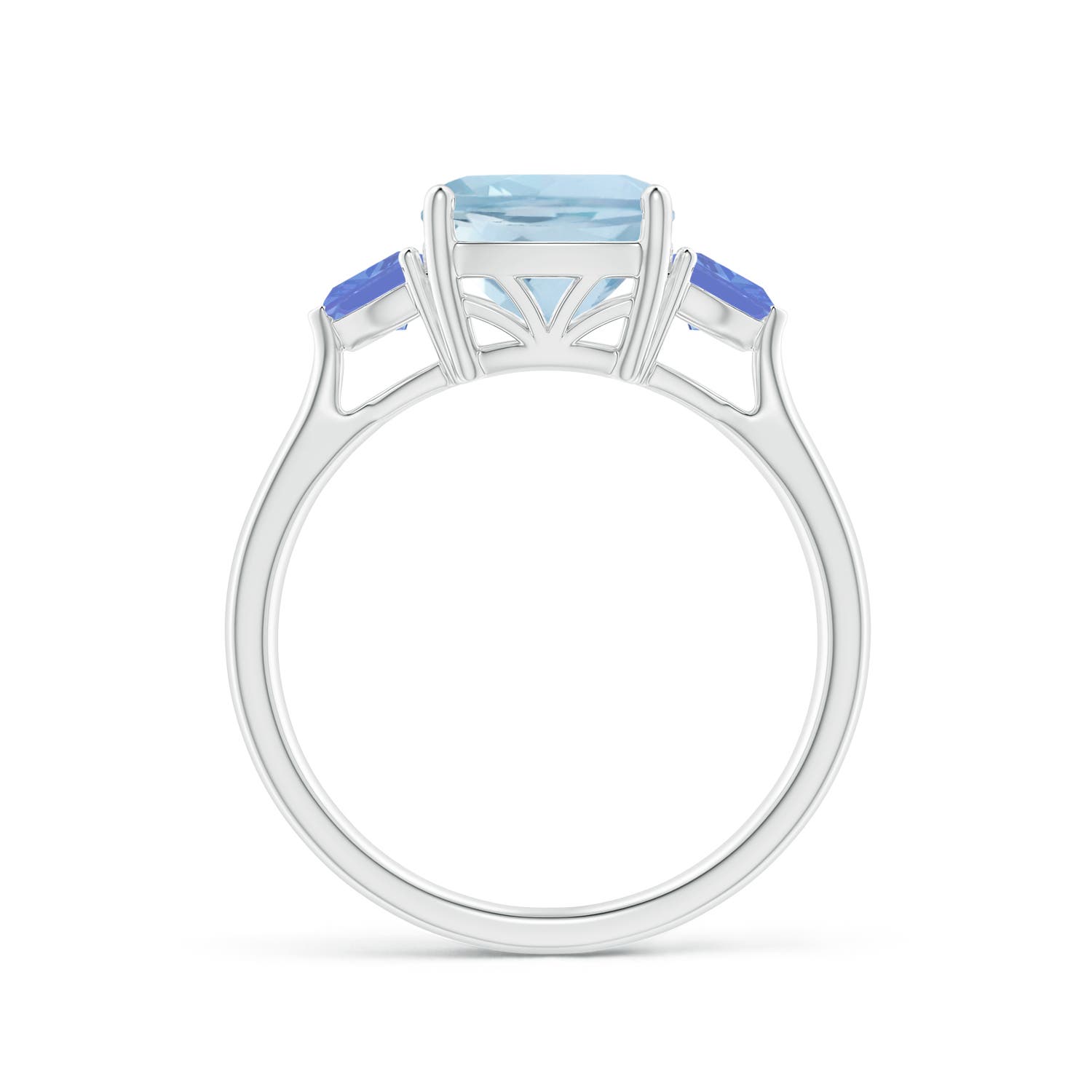 AA - Aquamarine / 2.35 CT / 14 KT White Gold