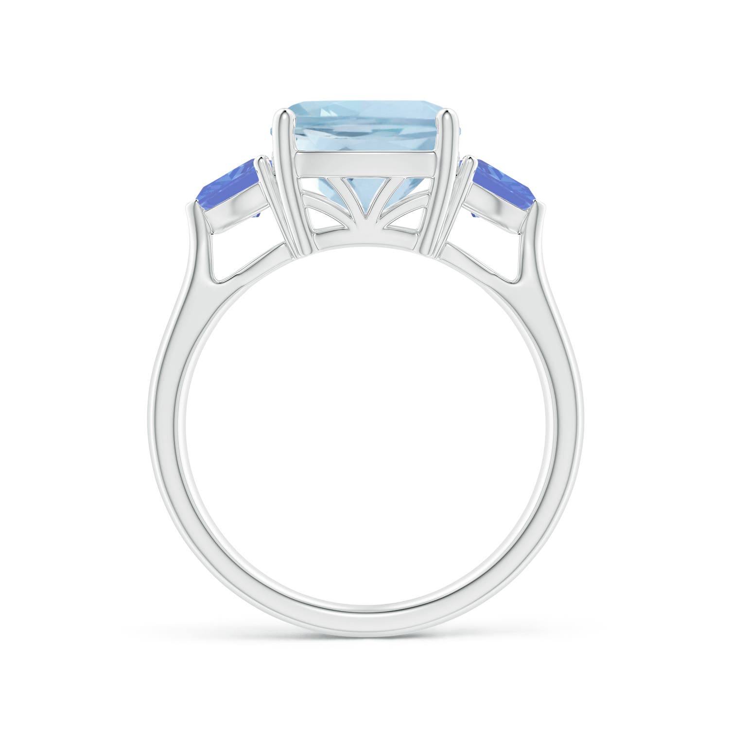 AA - Aquamarine / 3.5 CT / 14 KT White Gold