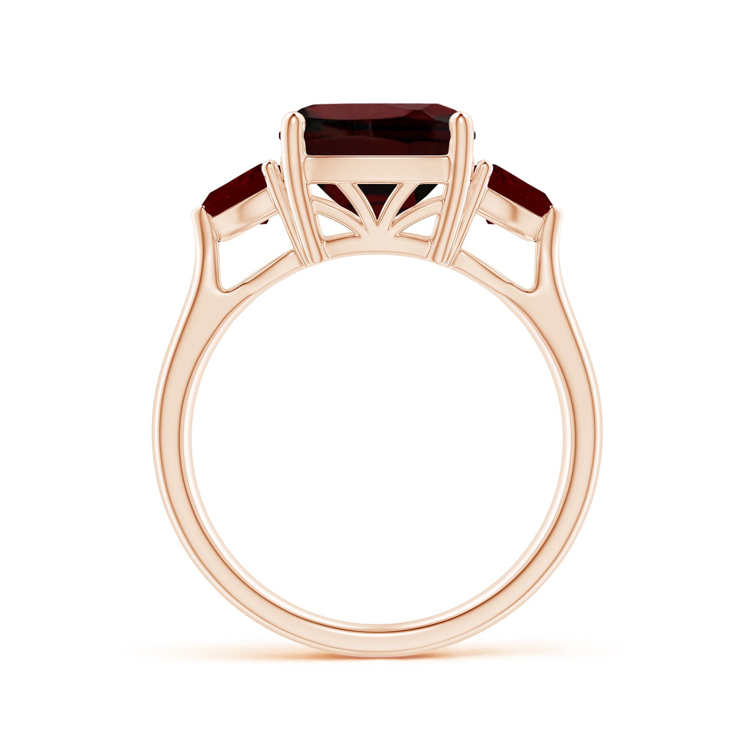 AA - Garnet / 4.6 CT / 14 KT Rose Gold