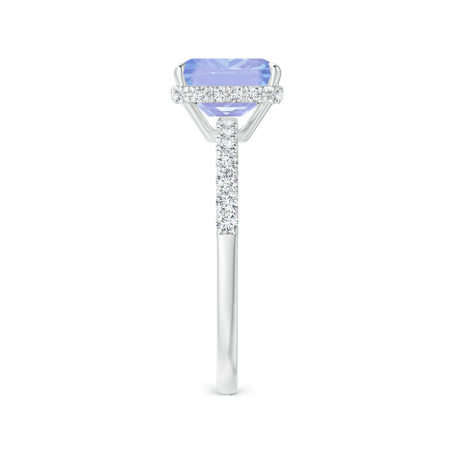 A - Tanzanite / 1.75 CT / 14 KT White Gold