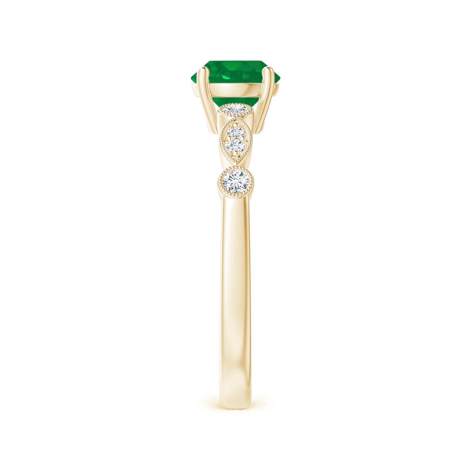 AA - Emerald / 0.87 CT / 14 KT Yellow Gold