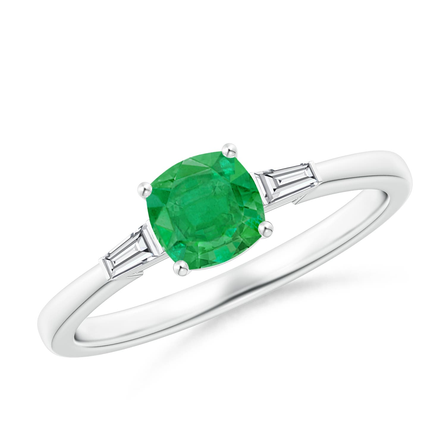 AA - Emerald / 0.83 CT / 14 KT White Gold