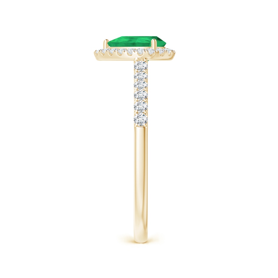 7x5mm A Pear-Shaped Emerald Halo Engagement Ring in Yellow Gold side 299