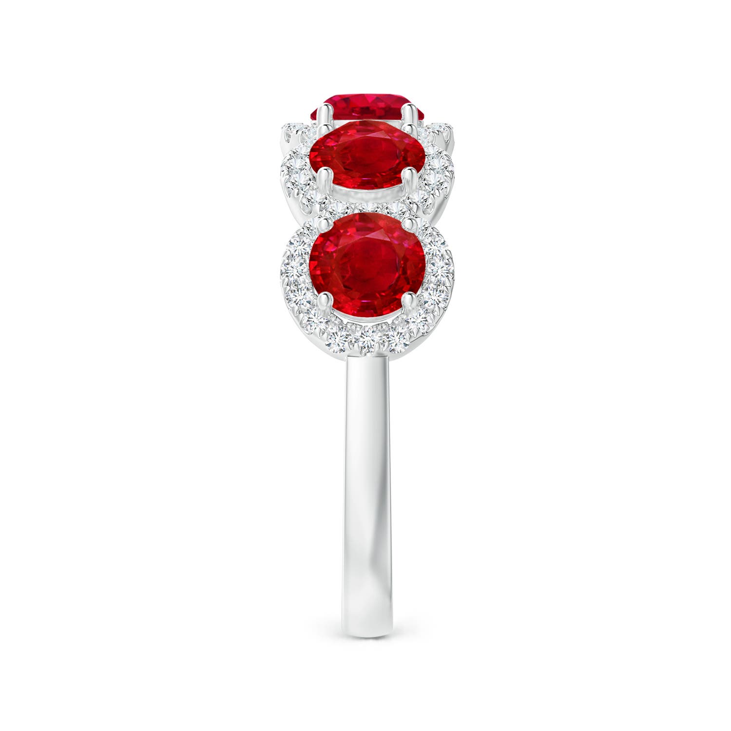 AAA - Ruby / 2.54 CT / 14 KT White Gold