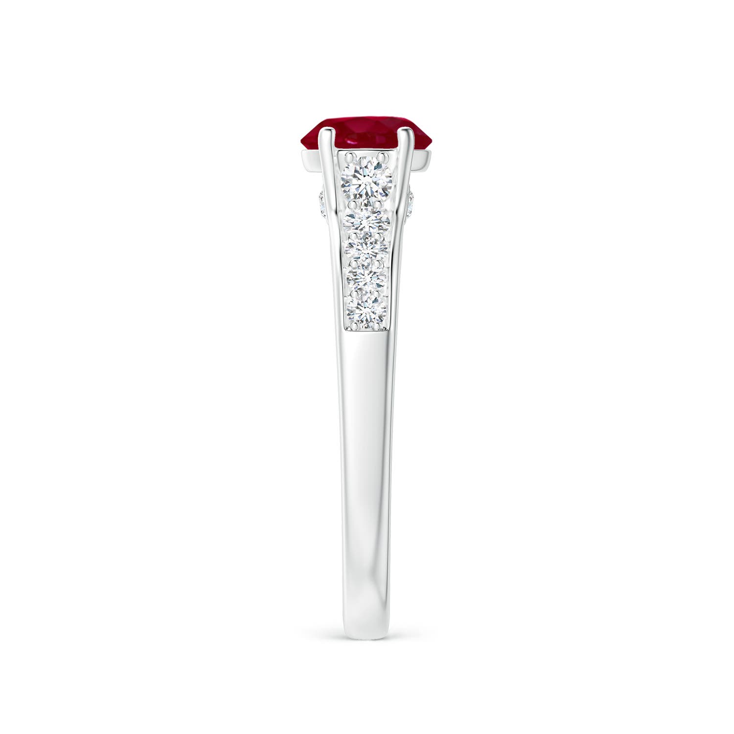 AA - Ruby / 1.38 CT / 14 KT White Gold