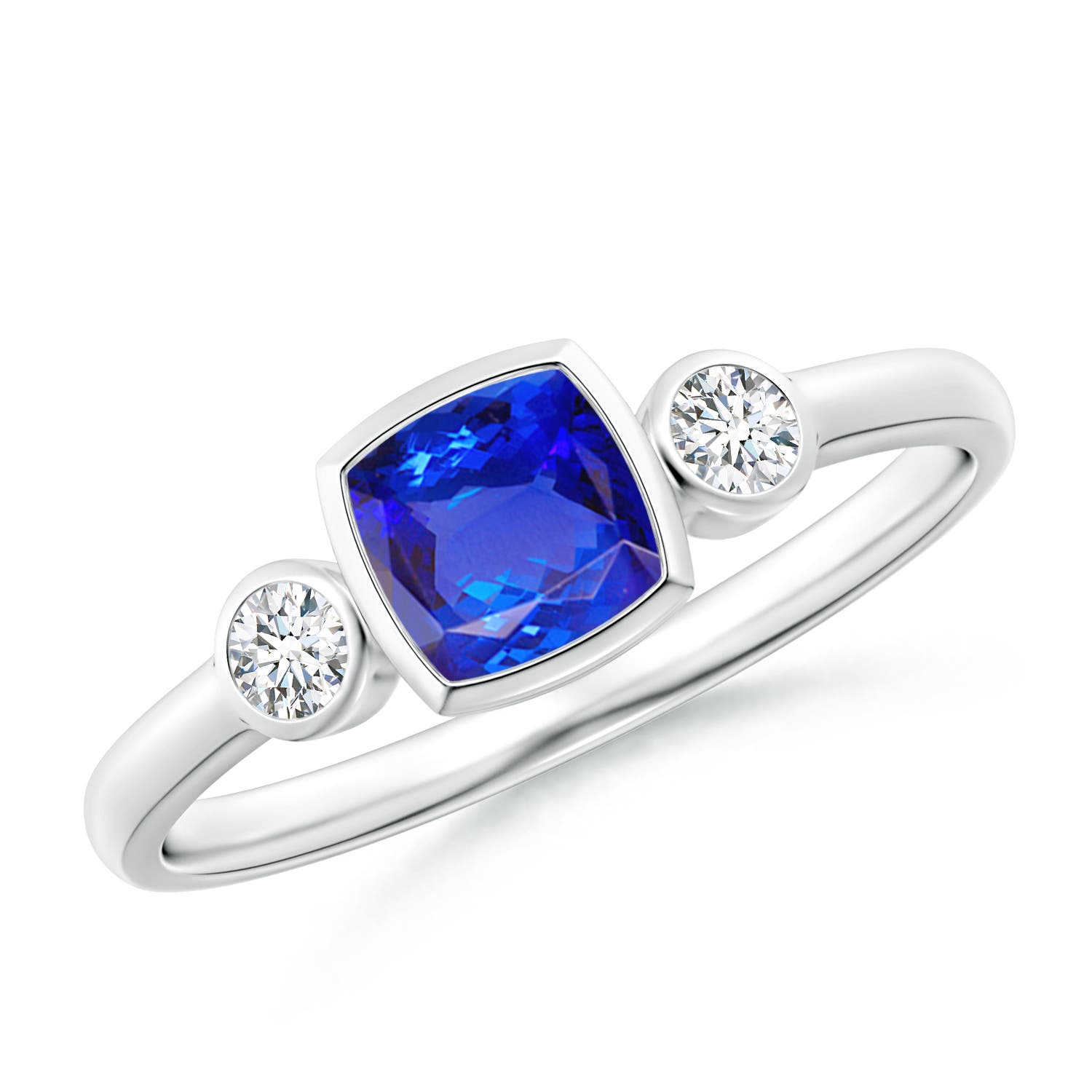 AAA - Tanzanite / 0.94 CT / 14 KT White Gold