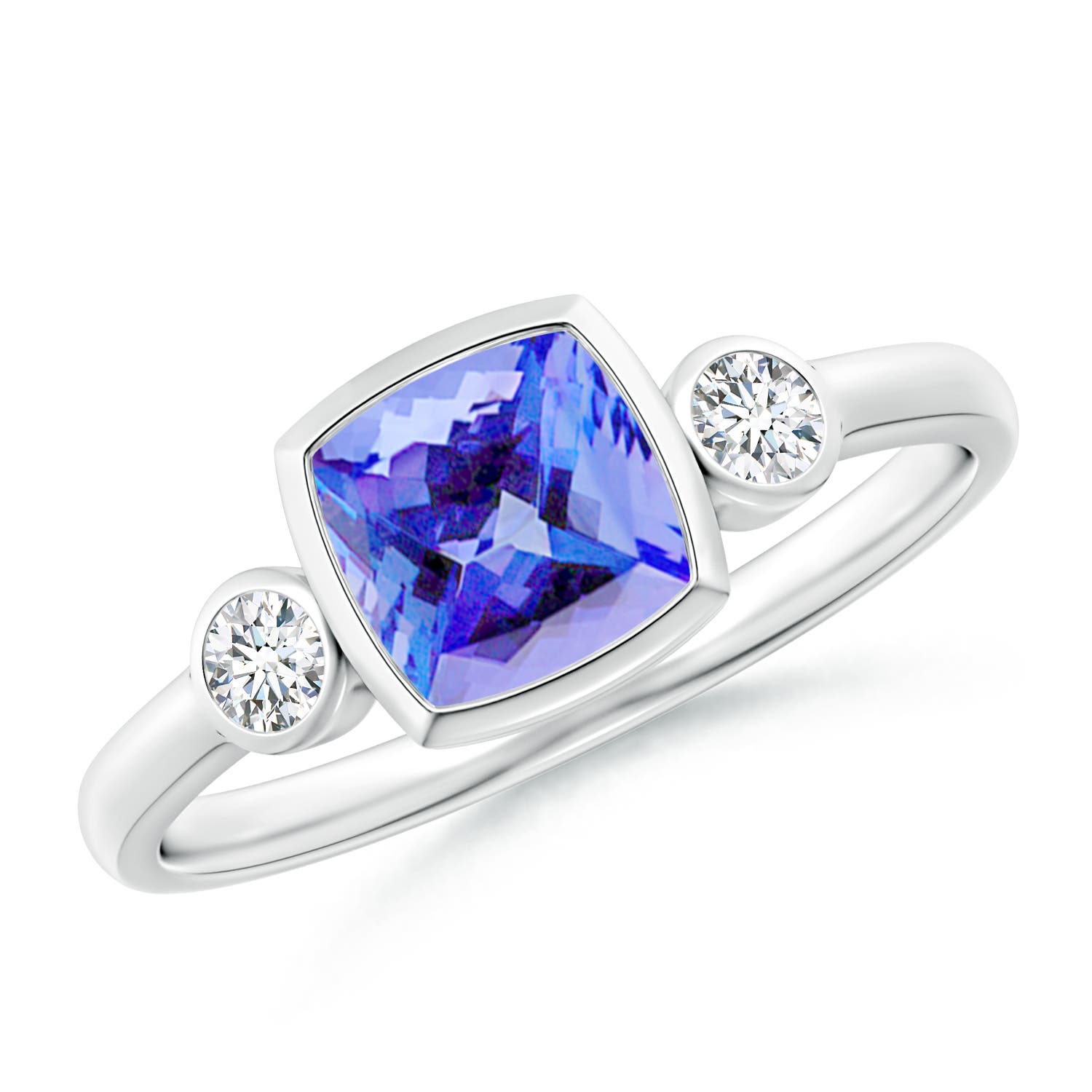 AA - Tanzanite / 1.2 CT / 14 KT White Gold