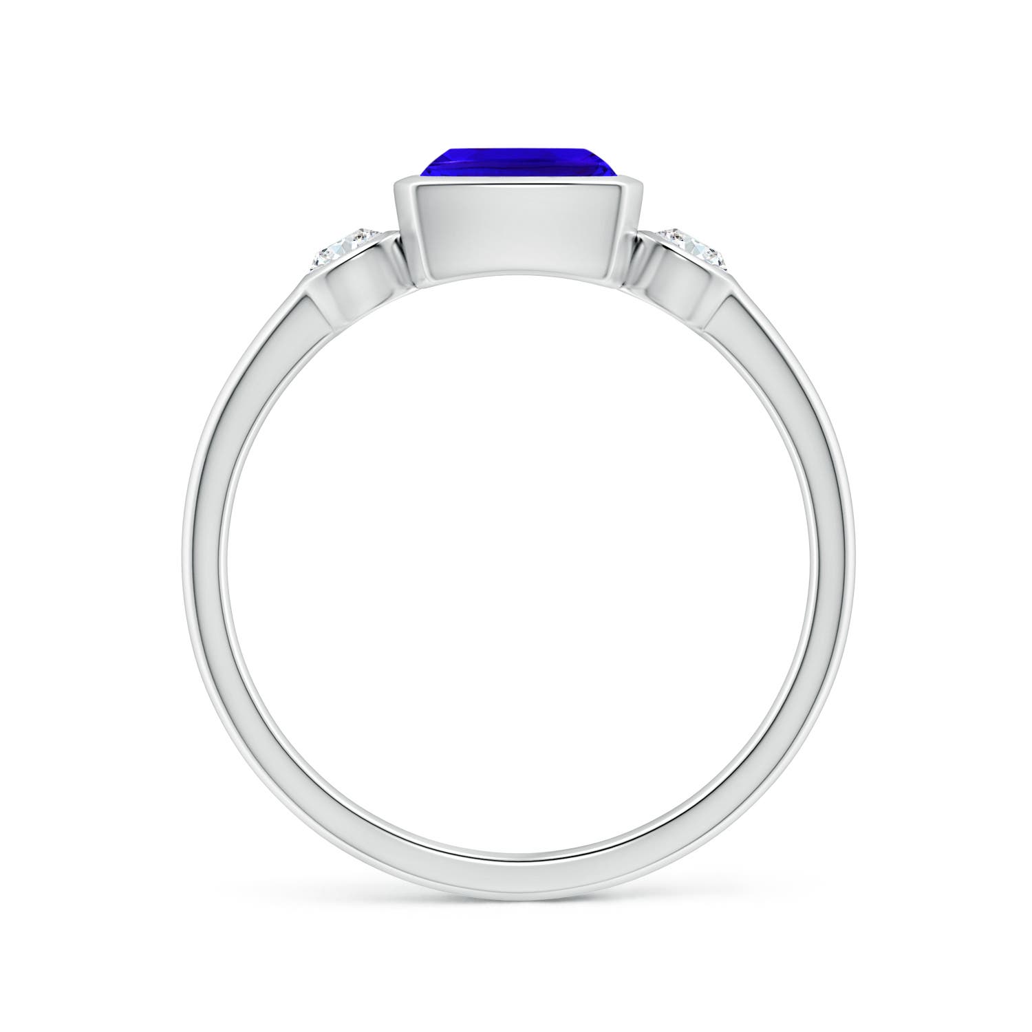 AAAA - Tanzanite / 1.2 CT / 14 KT White Gold