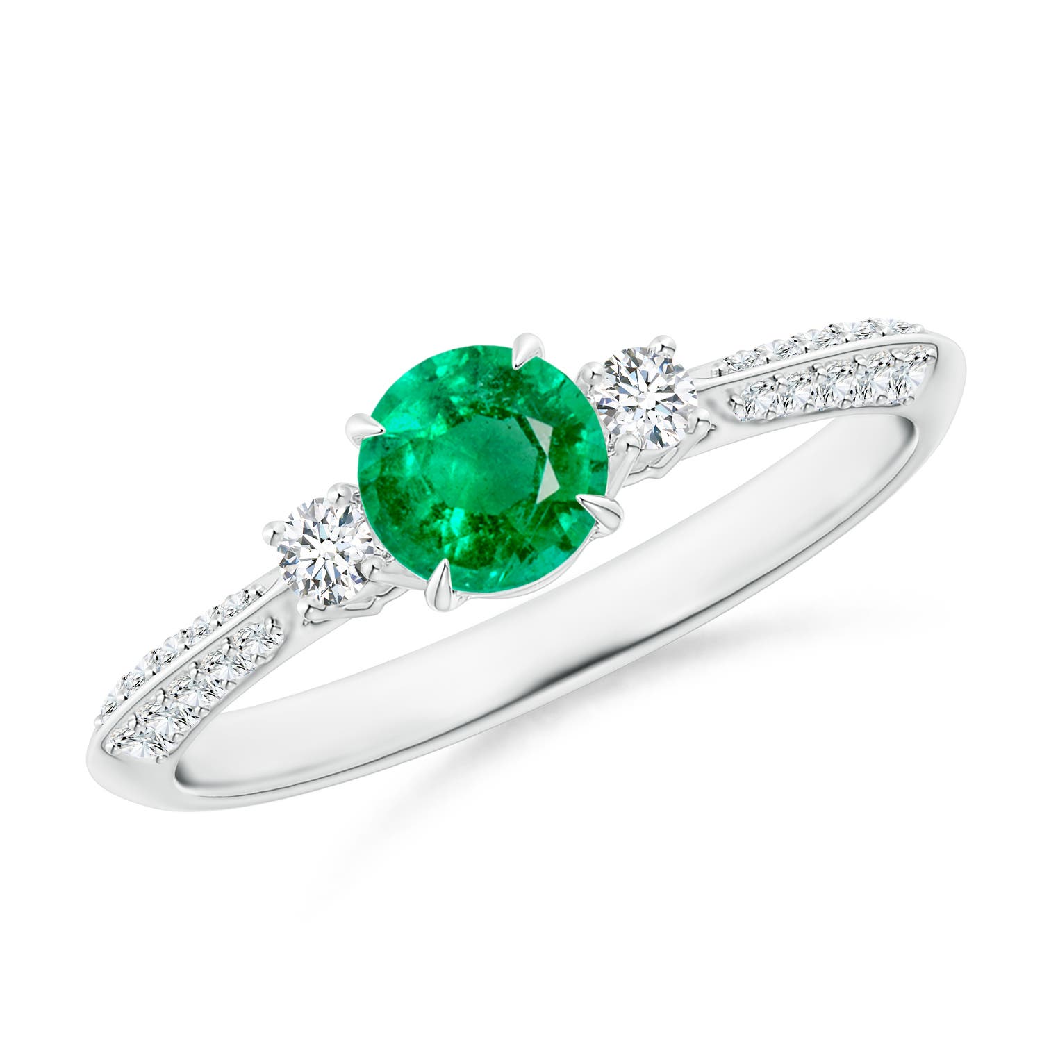 AAA - Emerald / 0.7 CT / 14 KT White Gold