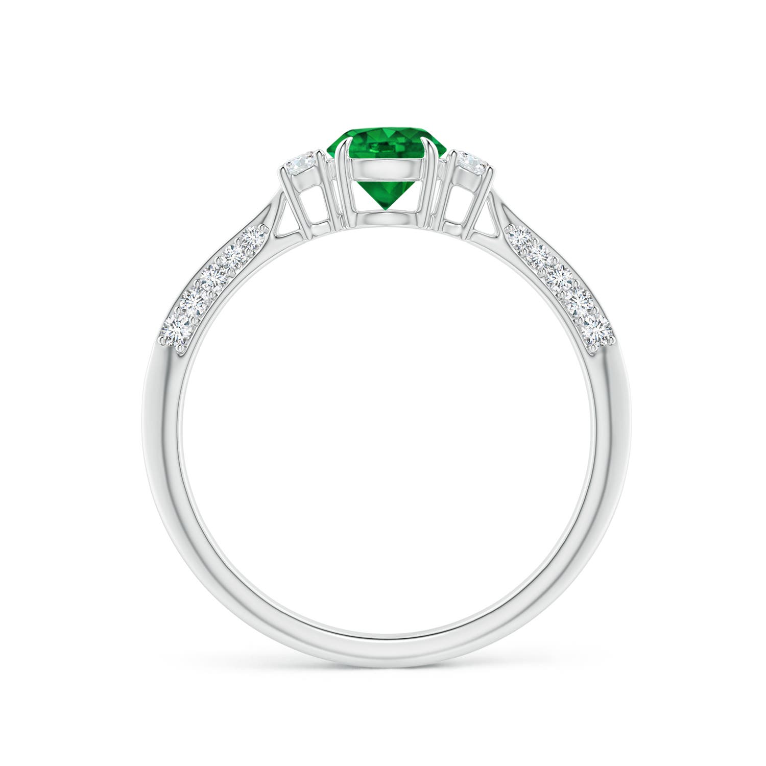 AAA - Emerald / 0.7 CT / 14 KT White Gold