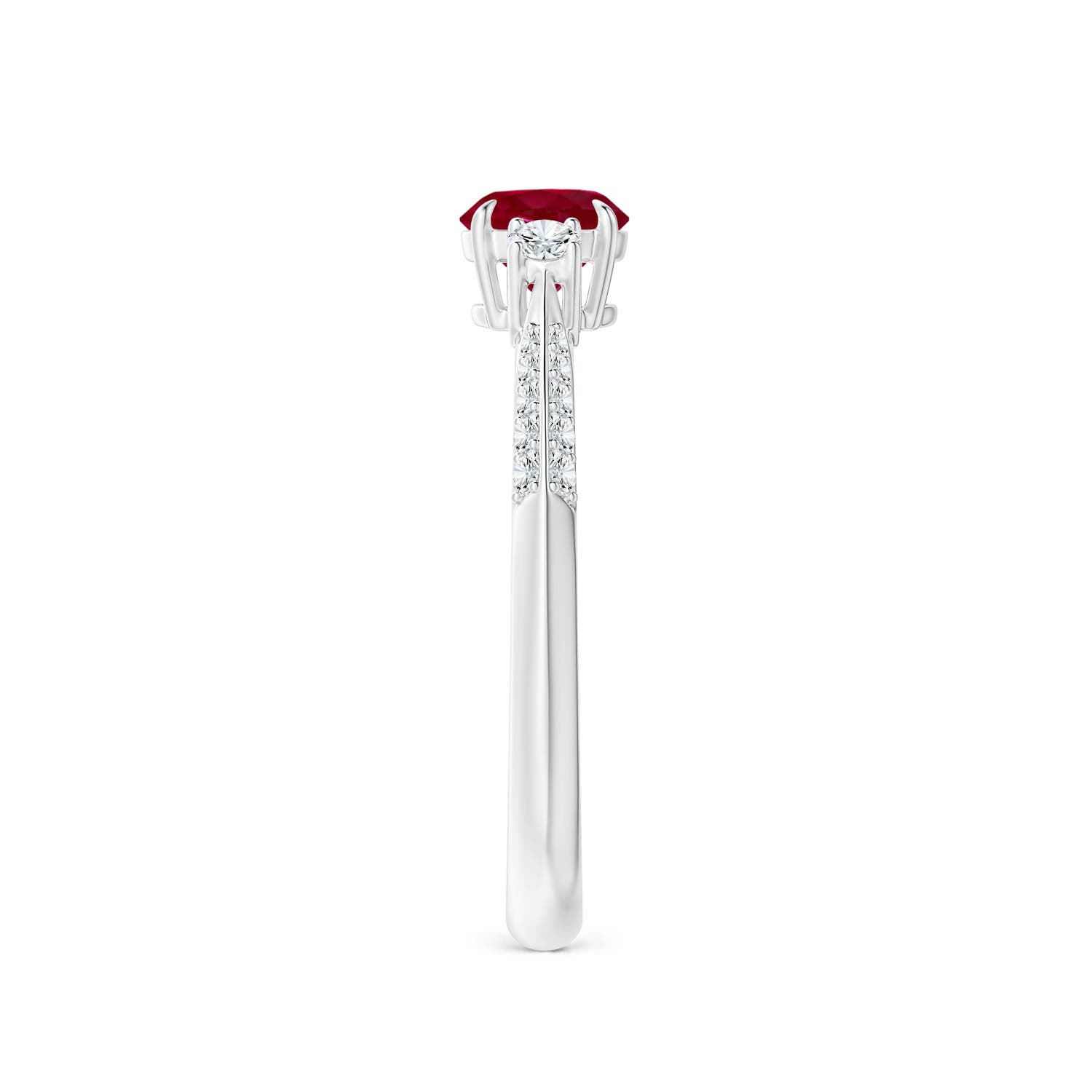 AA - Ruby / 0.85 CT / 14 KT White Gold