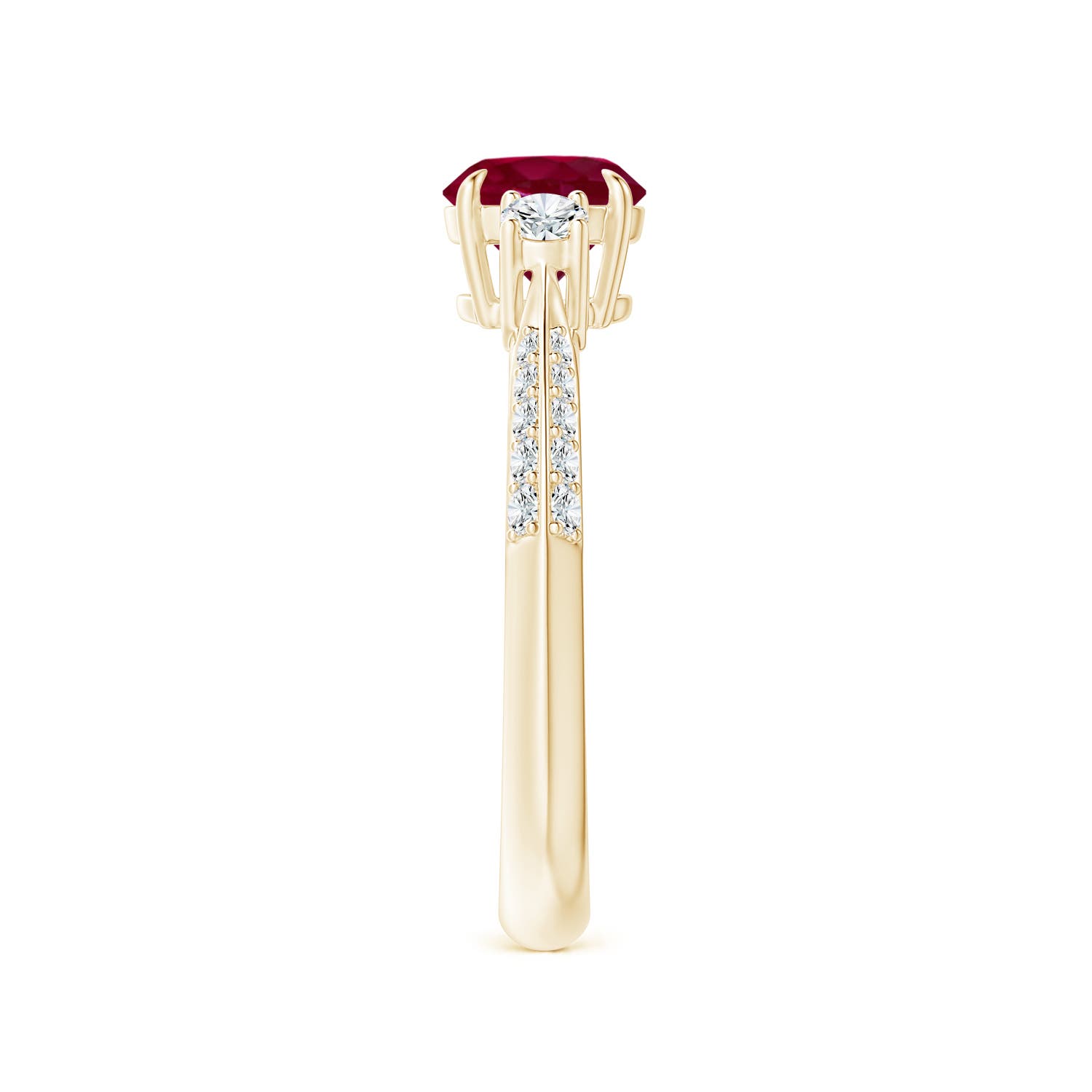 A - Ruby / 1.35 CT / 14 KT Yellow Gold