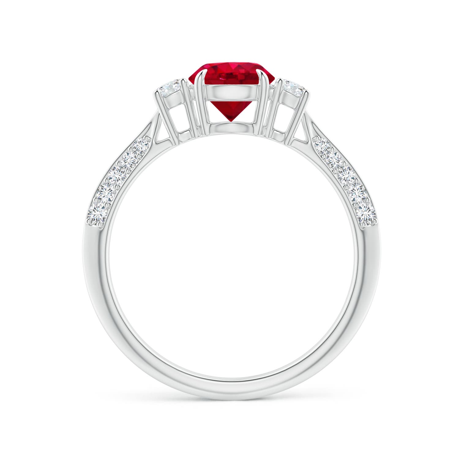 AAA - Ruby / 1.35 CT / 14 KT White Gold