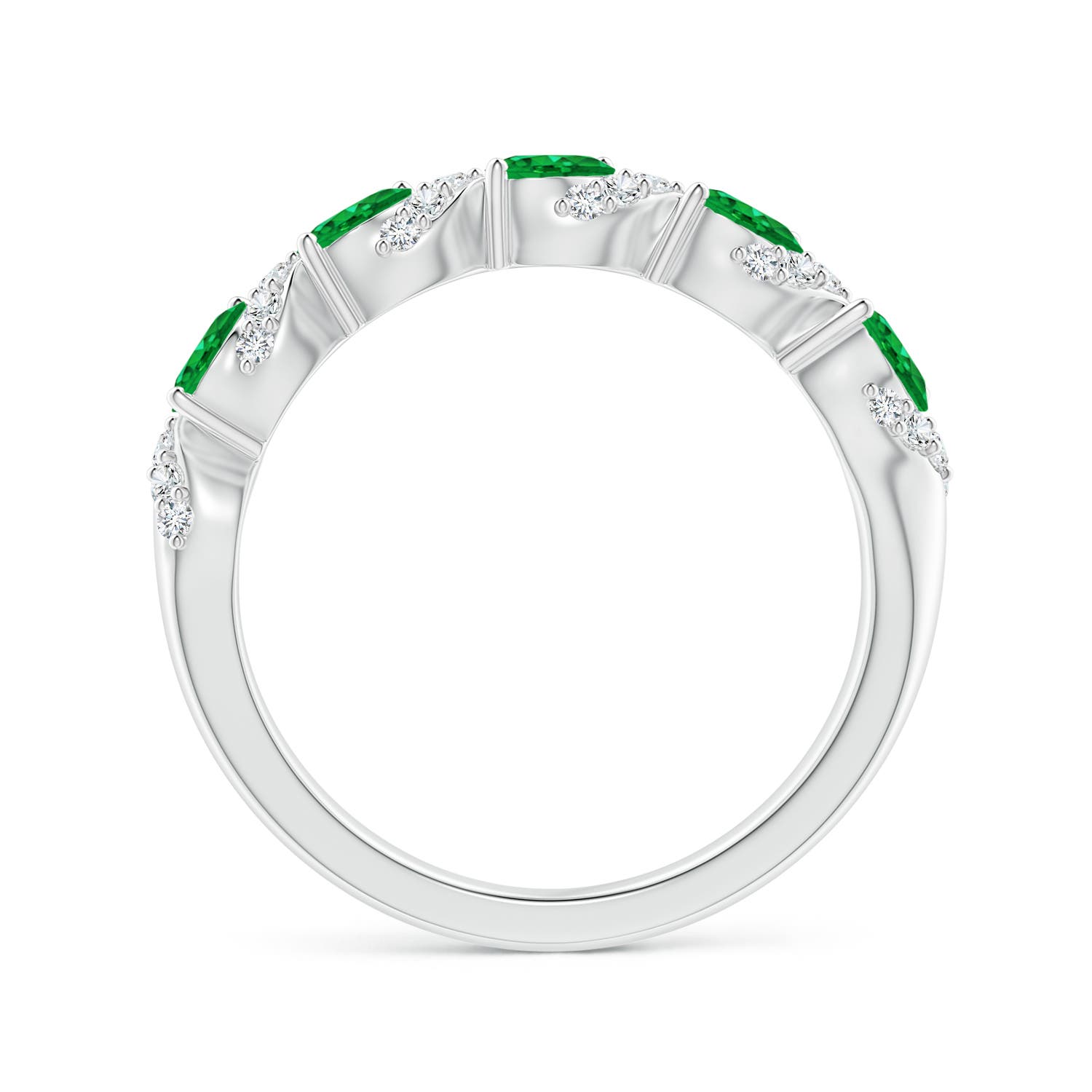 AAA - Emerald / 0.78 CT / 14 KT White Gold