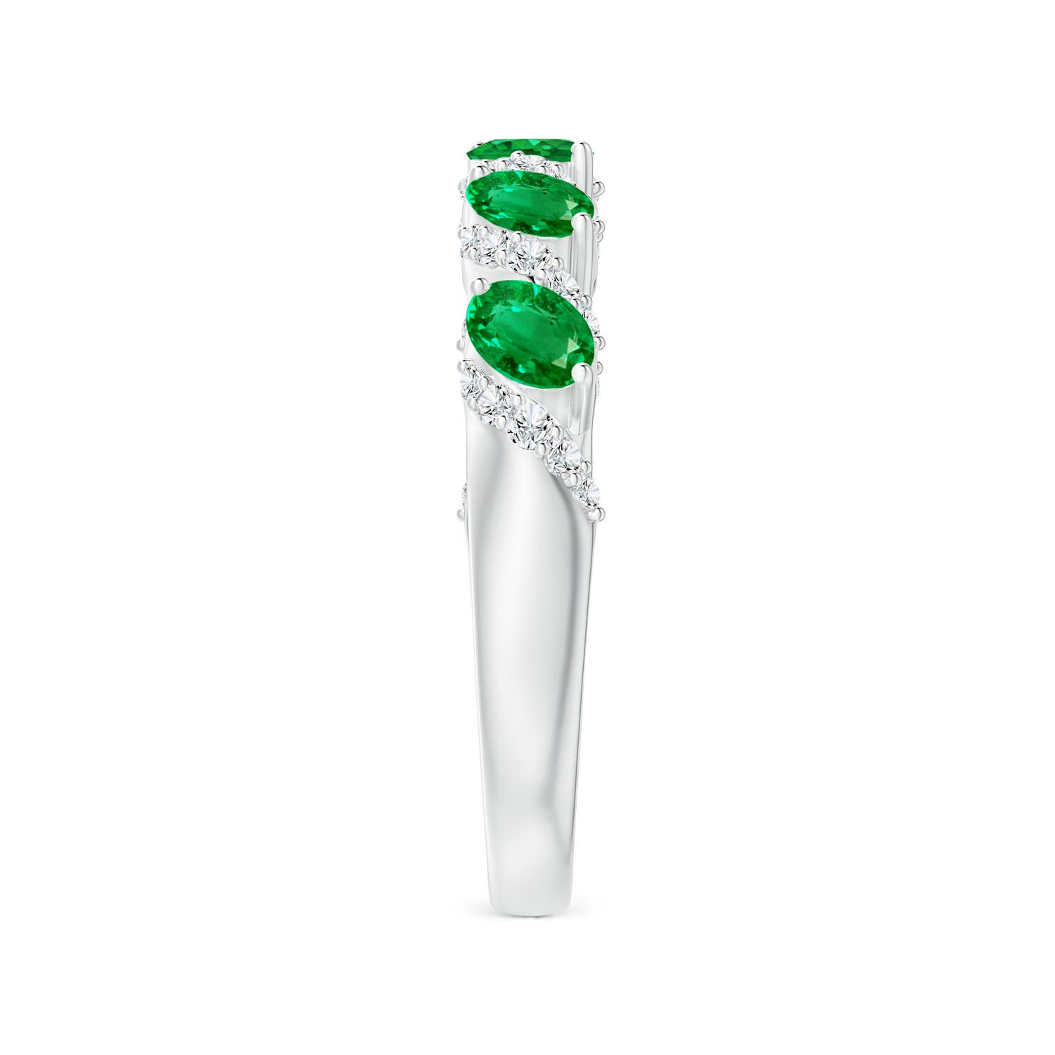 AAA - Emerald / 0.78 CT / 14 KT White Gold