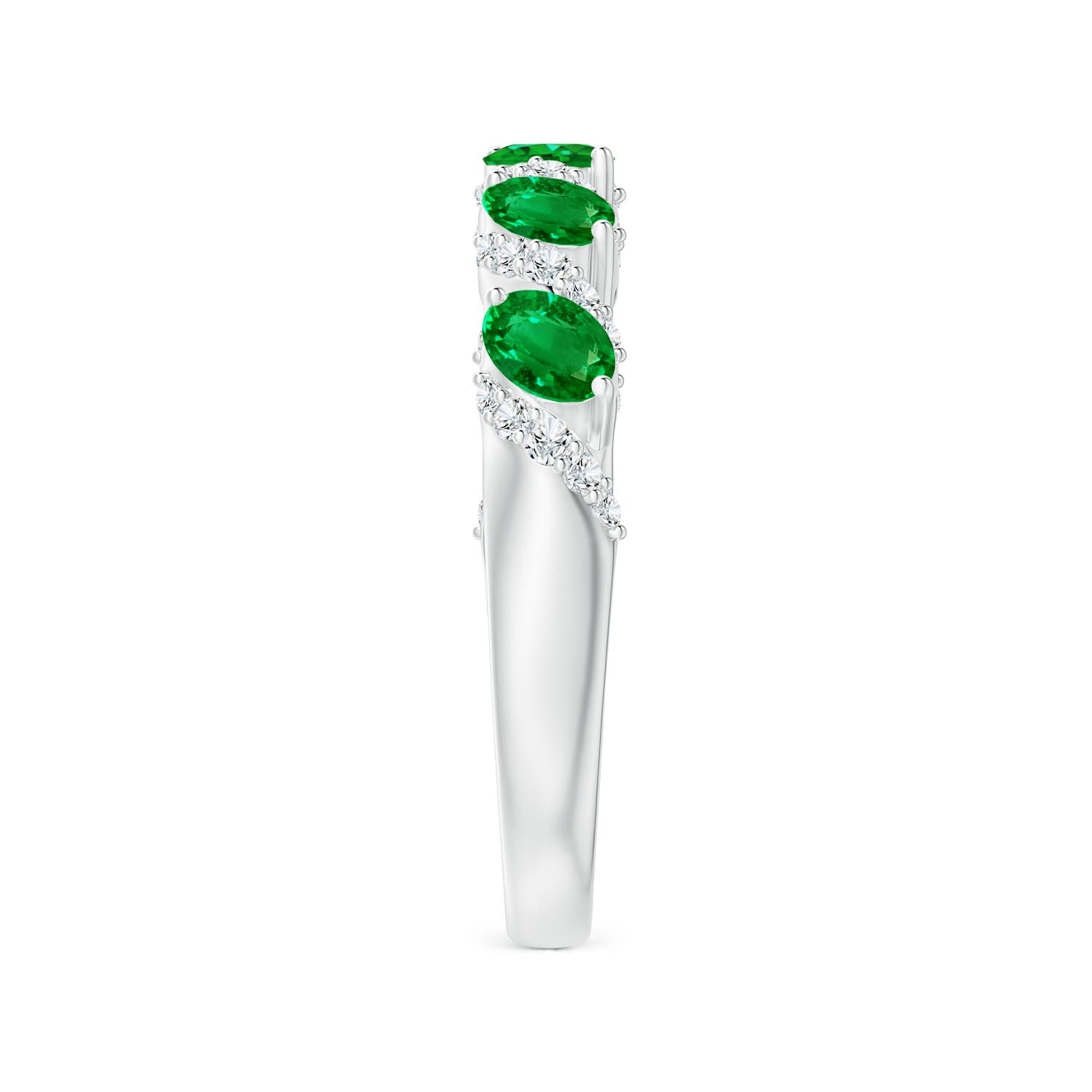 AAAA - Emerald / 0.78 CT / 14 KT White Gold