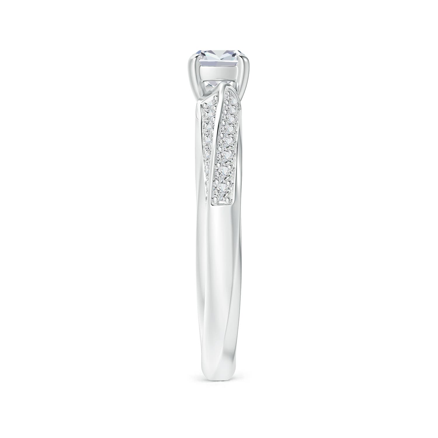 H, SI2 / 0.66 CT / 14 KT White Gold