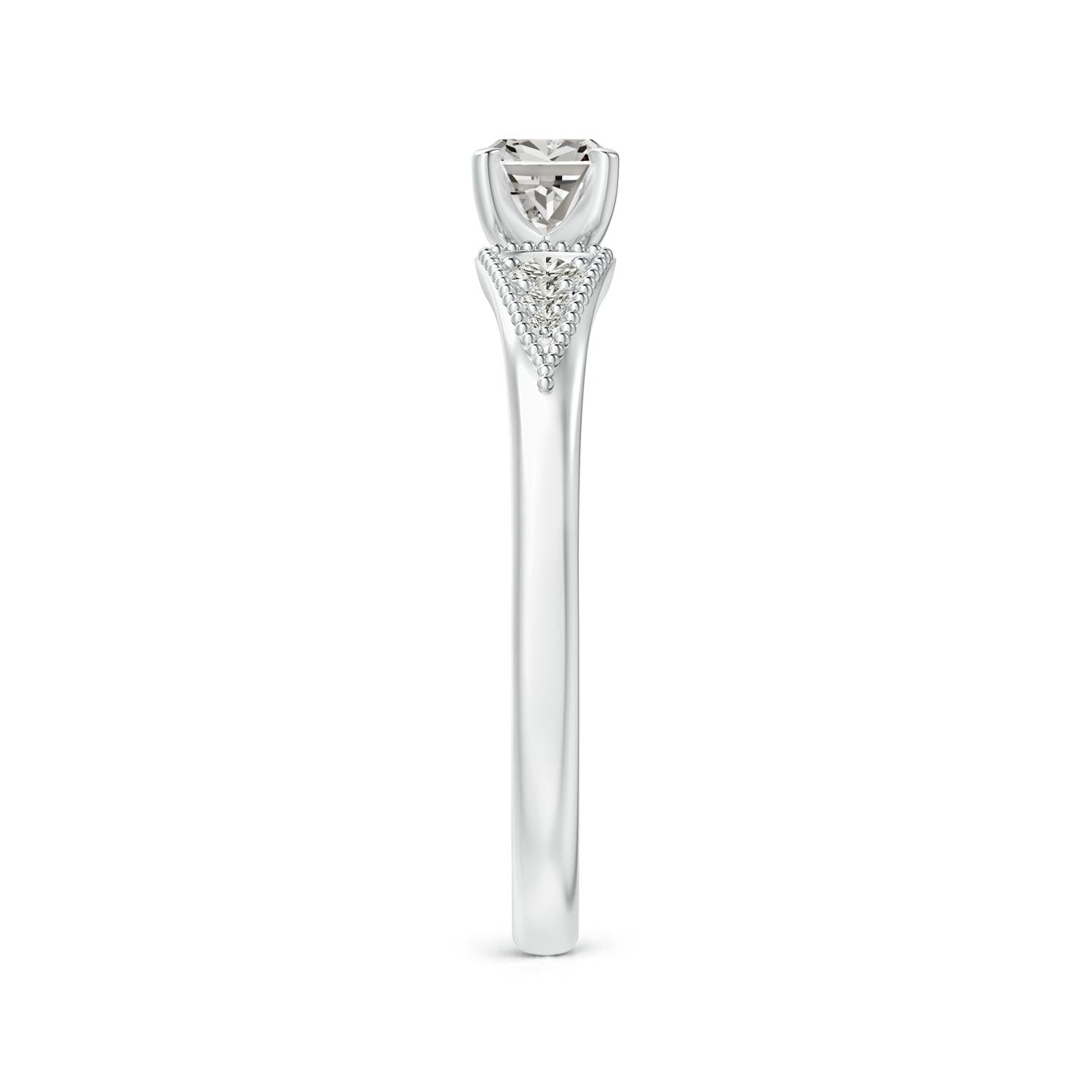 K, I3 / 0.35 CT / 14 KT White Gold