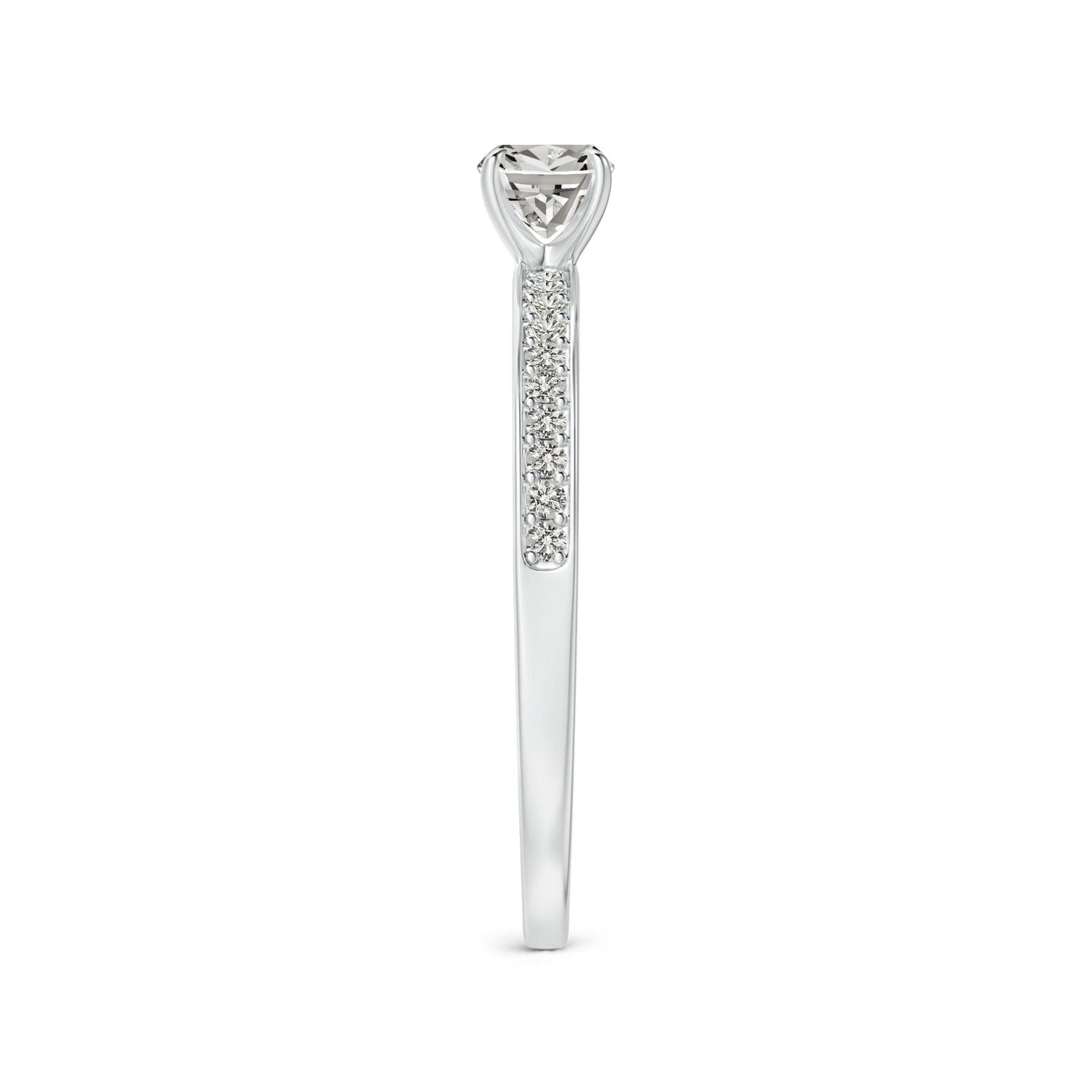 K, I3 / 0.37 CT / 14 KT White Gold