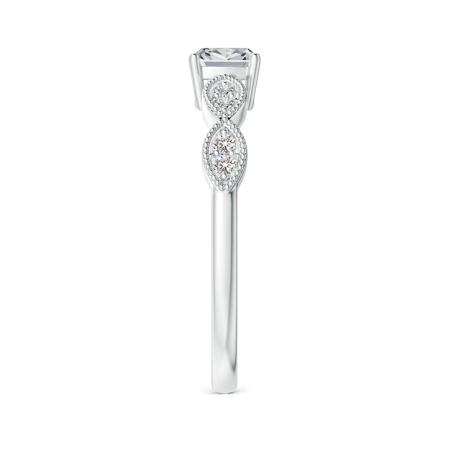 I-J, I1-I2 / 0.49 CT / 14 KT White Gold