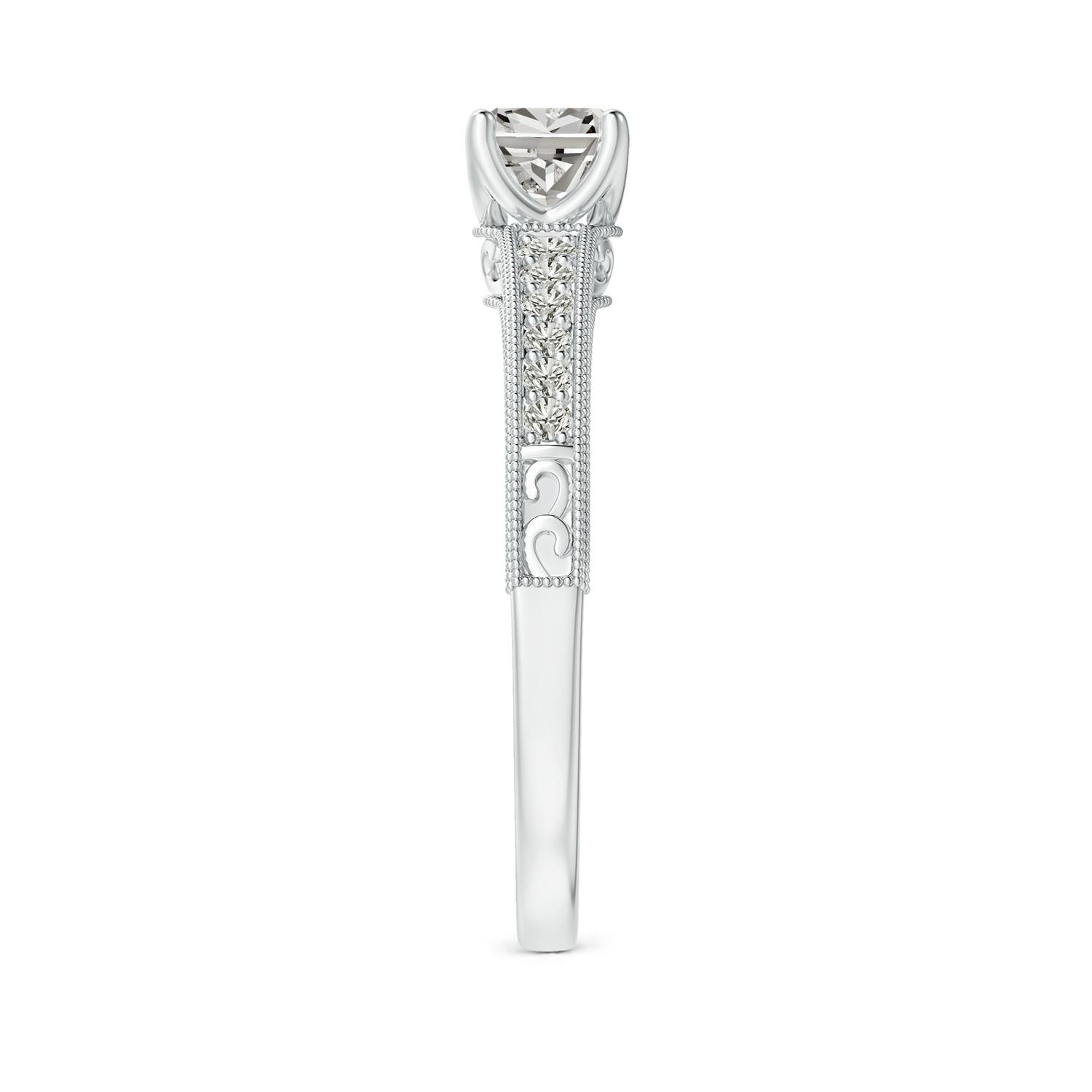 K, I3 / 0.52 CT / 14 KT White Gold