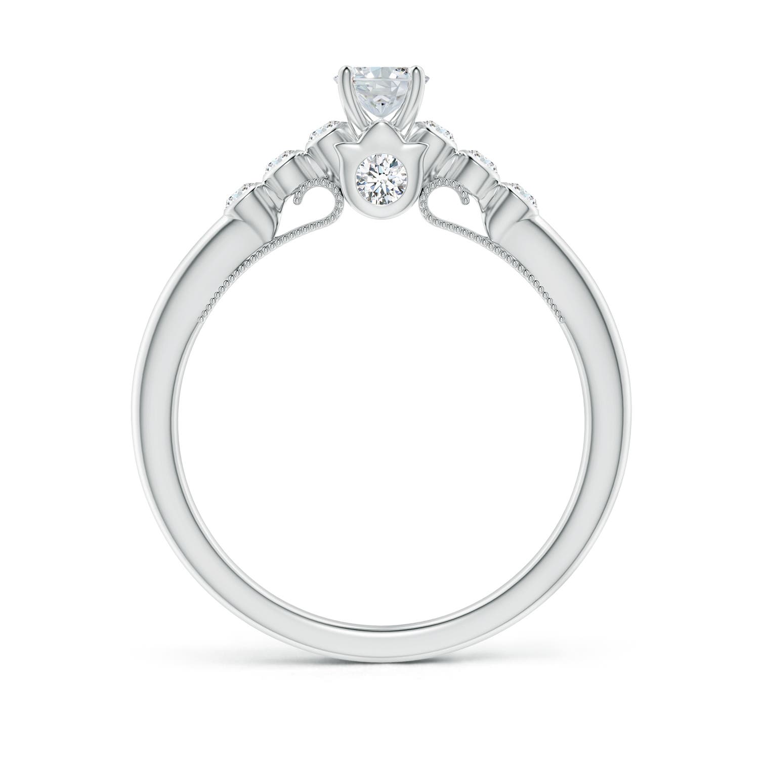 F-G, VS / 0.62 CT / 14 KT White Gold