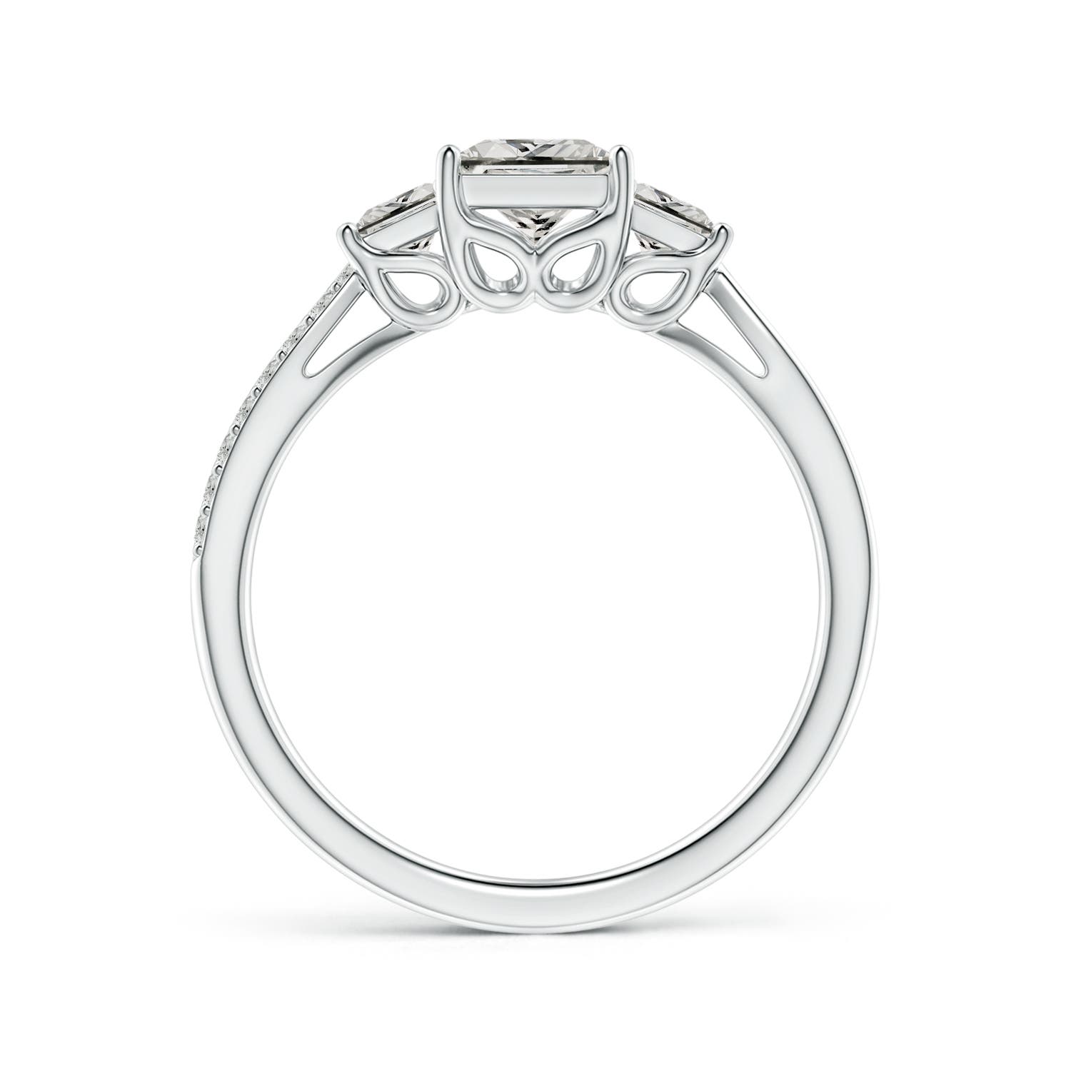 K, I3 / 1.35 CT / 14 KT White Gold