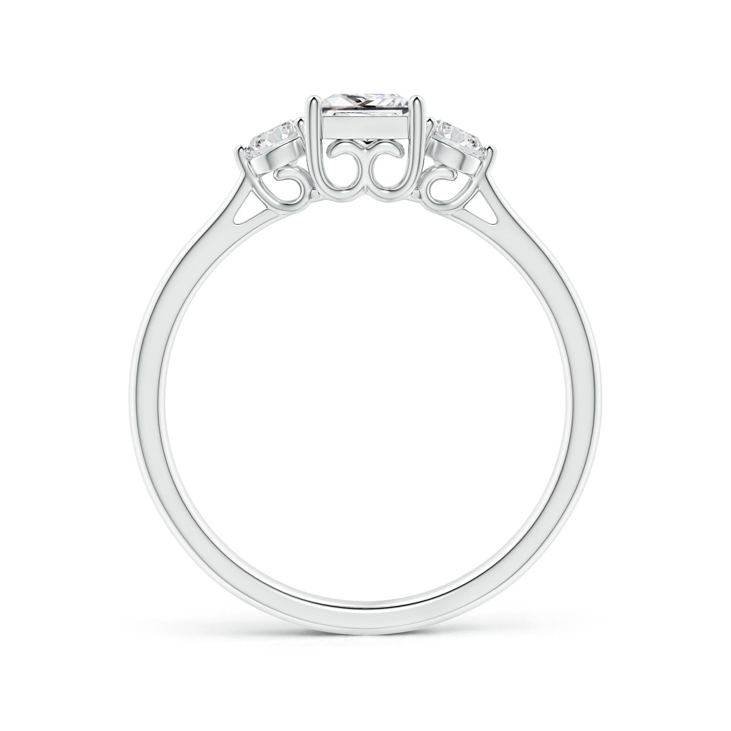 H, SI2 / 0.75 CT / 14 KT White Gold