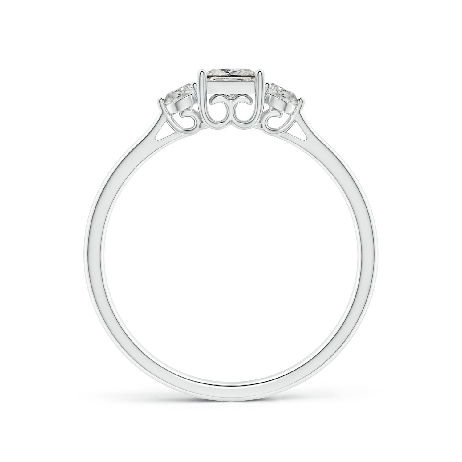 K, I3 / 0.52 CT / 14 KT White Gold