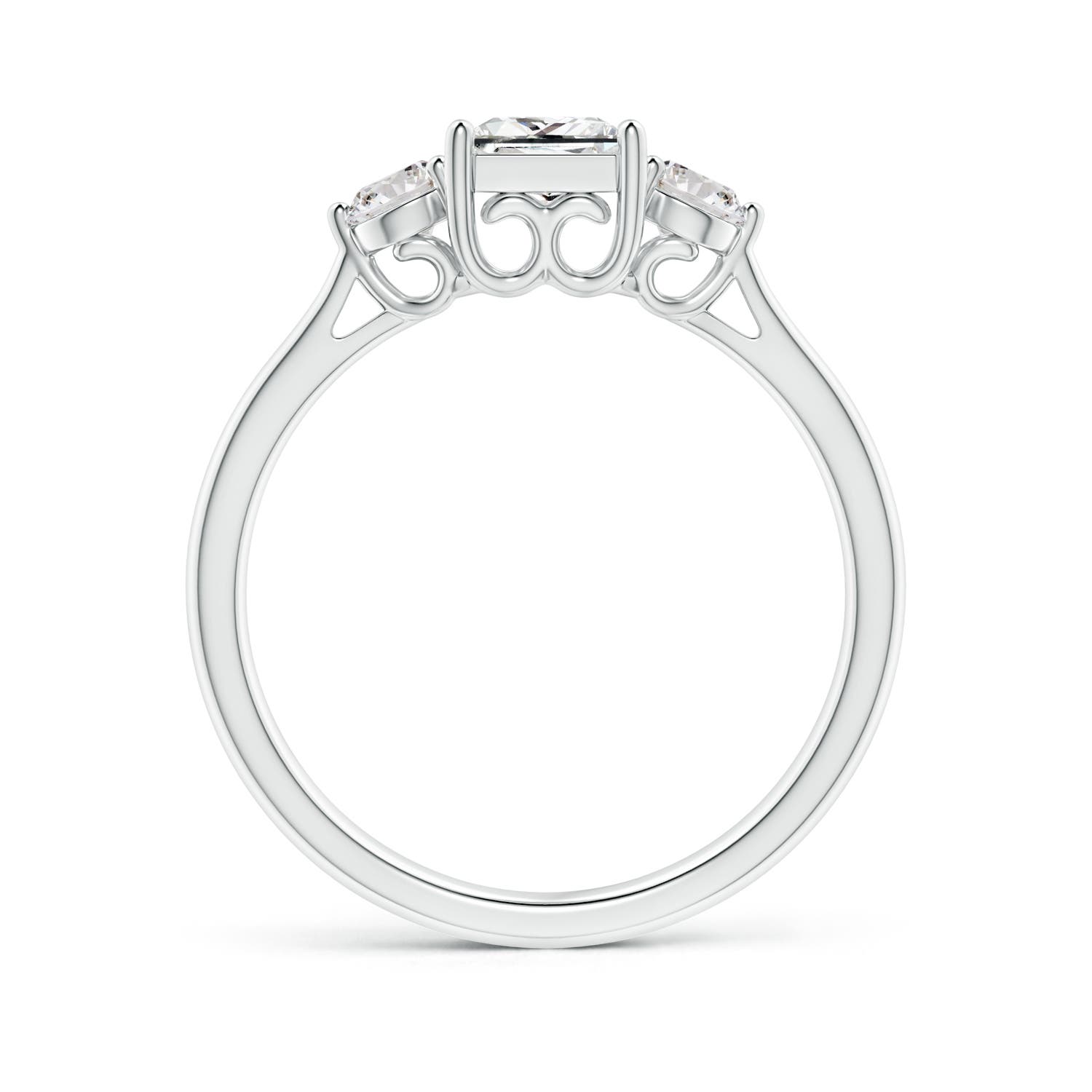 I-J, I1-I2 / 0.99 CT / 14 KT White Gold